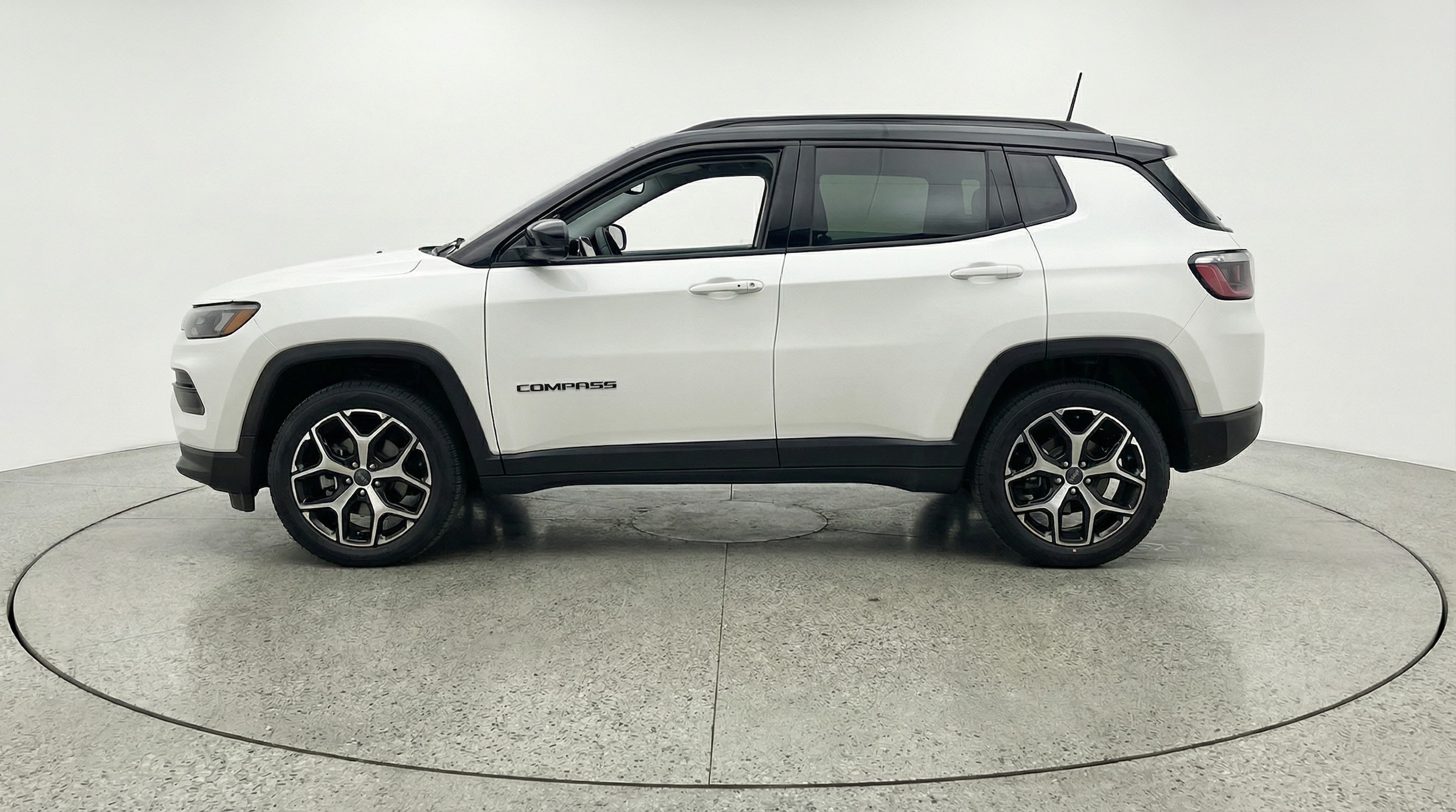 Thumbnail: 2025 Jeep Compass - 4