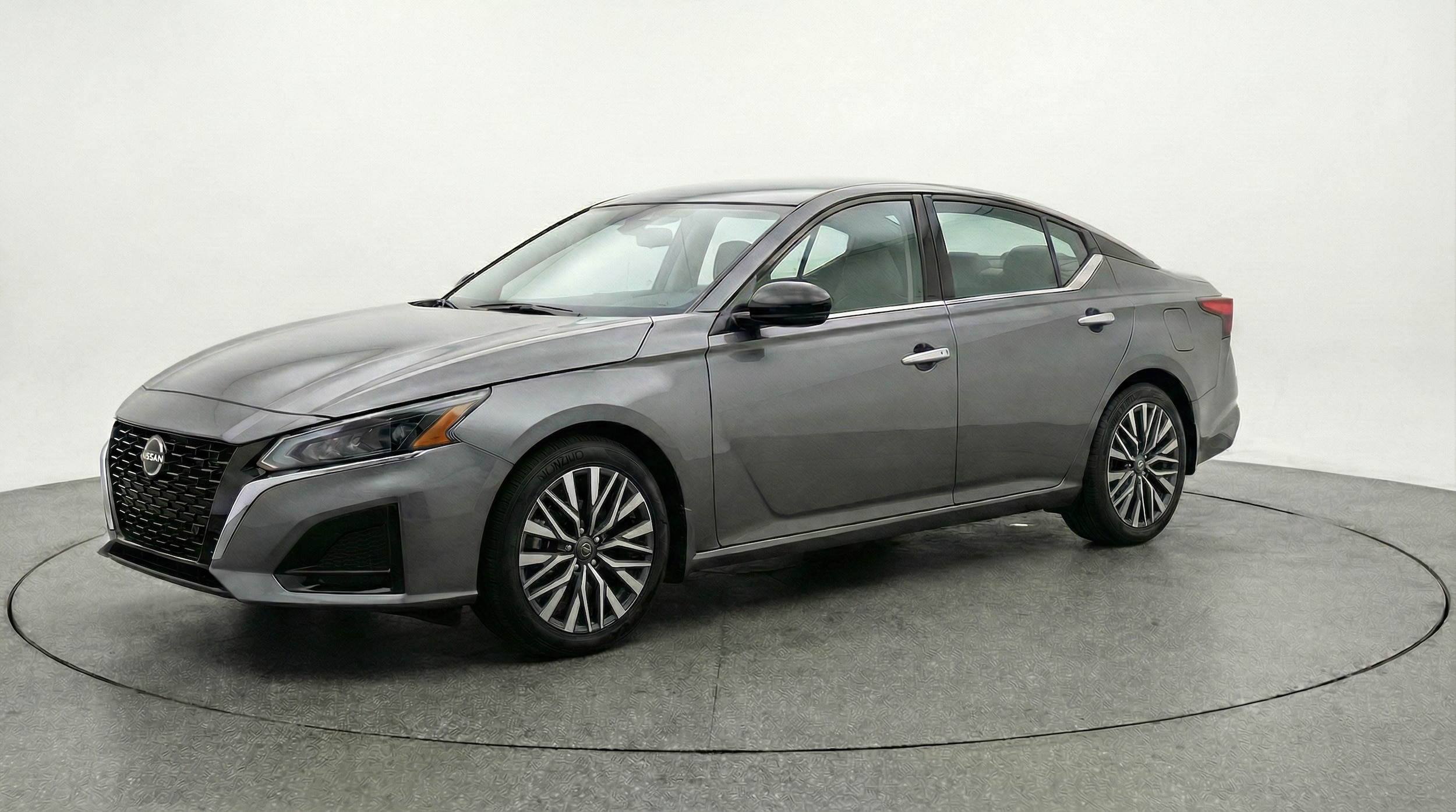 Thumbnail: 2025 Nissan Altima - 3
