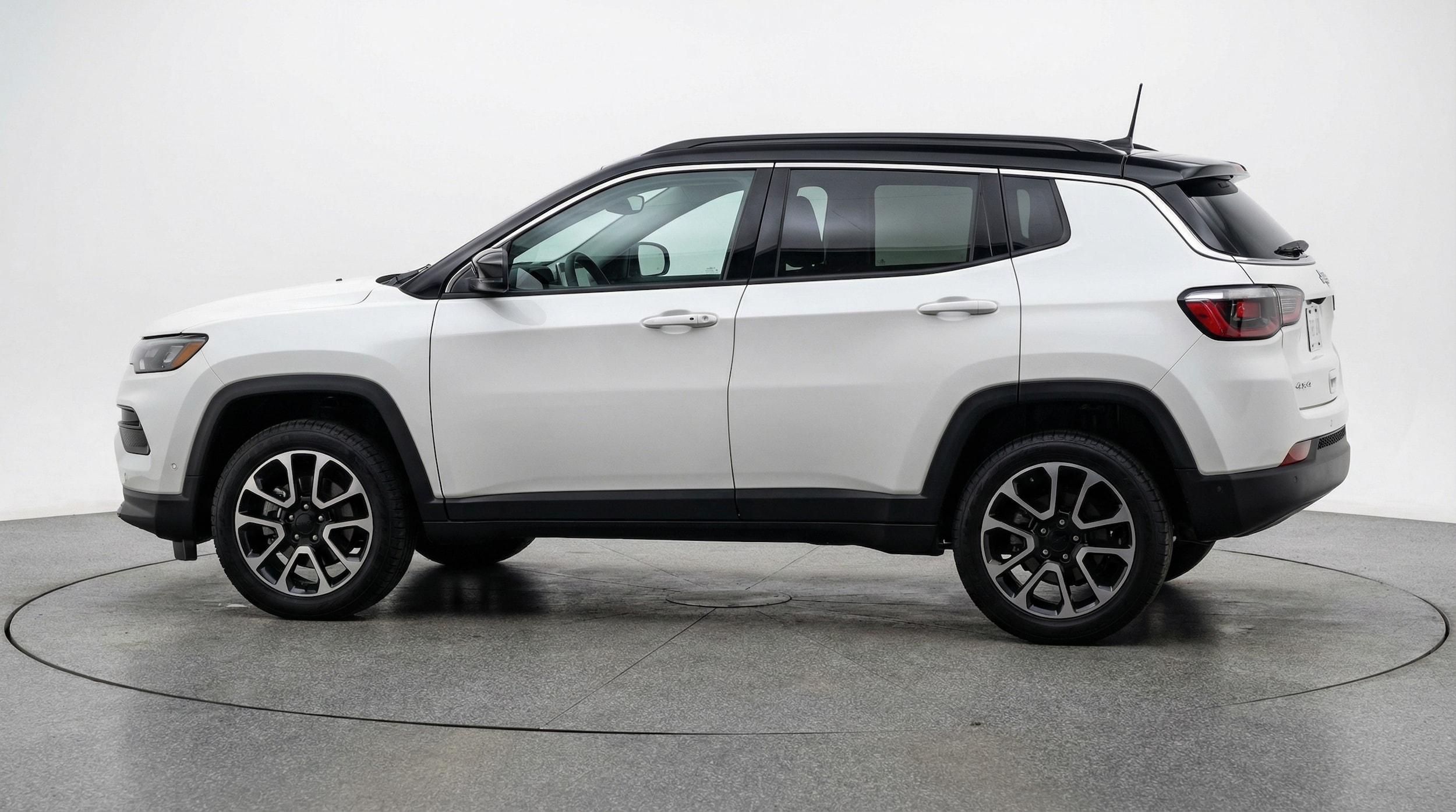 Thumbnail: 2025 Jeep Compass - 4