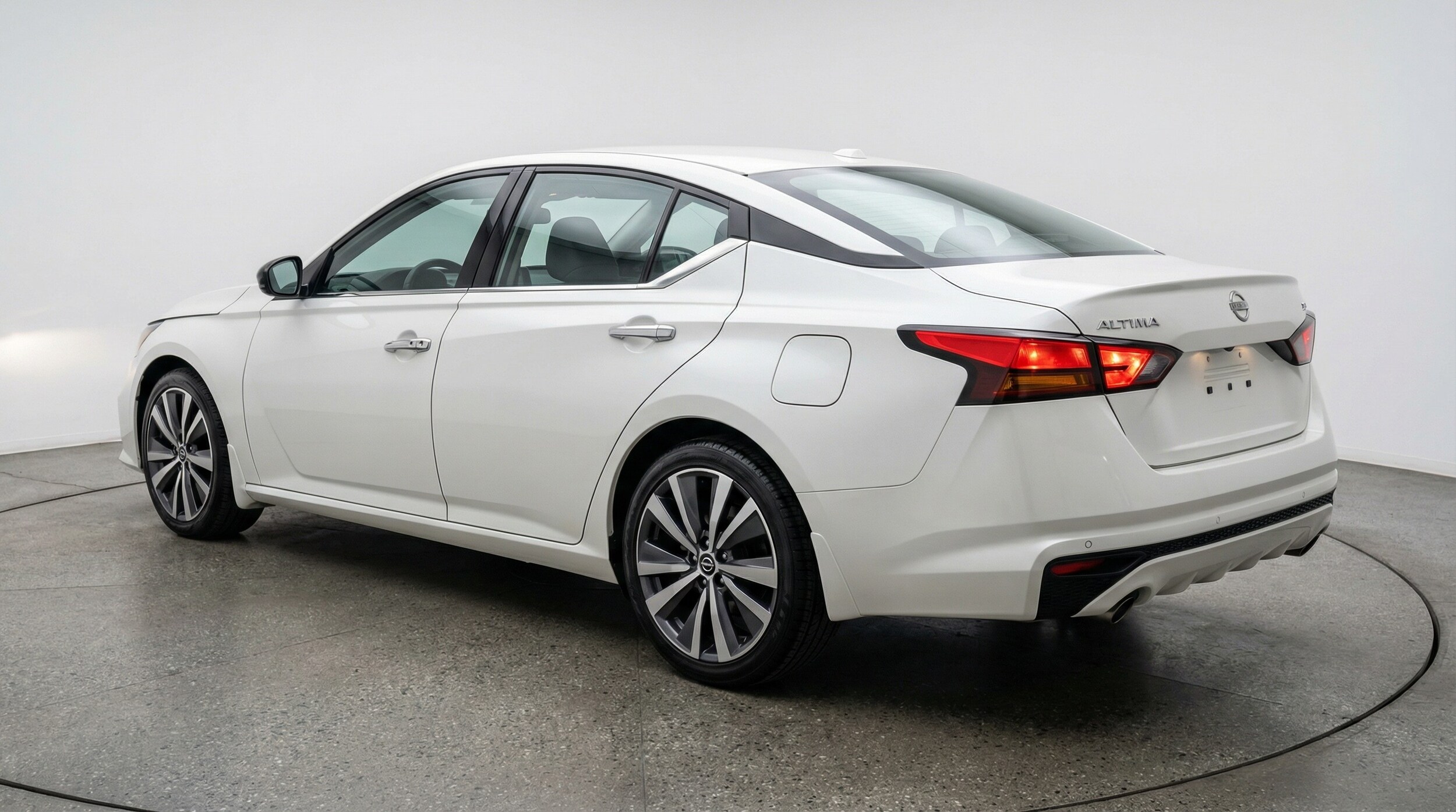 Thumbnail: 2025 Nissan Altima - 5