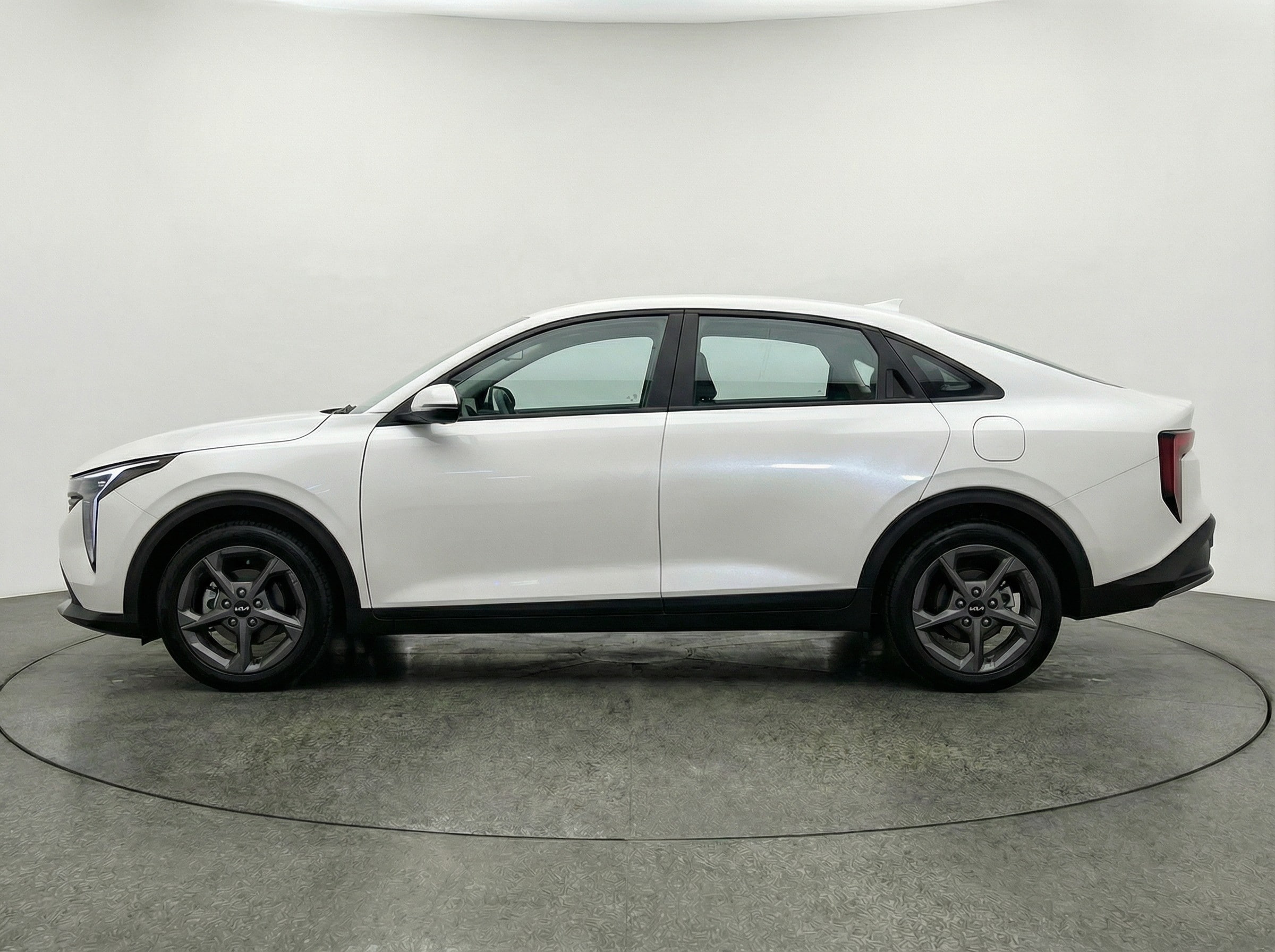 Thumbnail: 2025 Kia K4 - 8