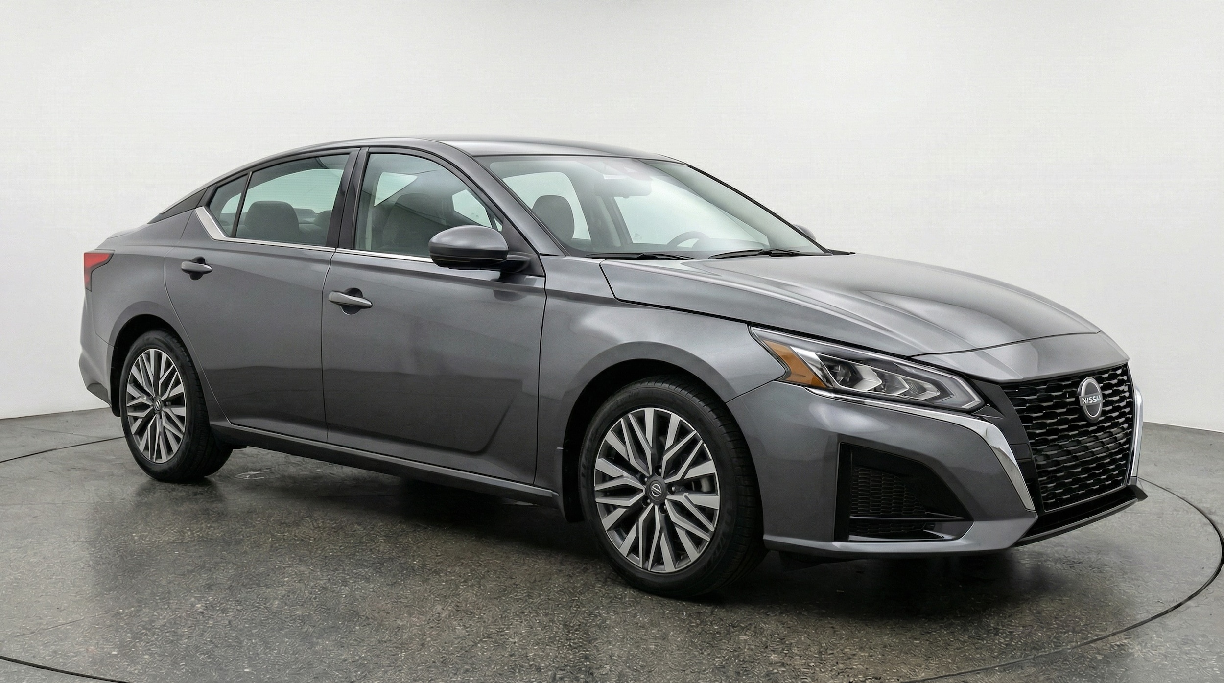 Thumbnail: 2025 Nissan Altima - 1