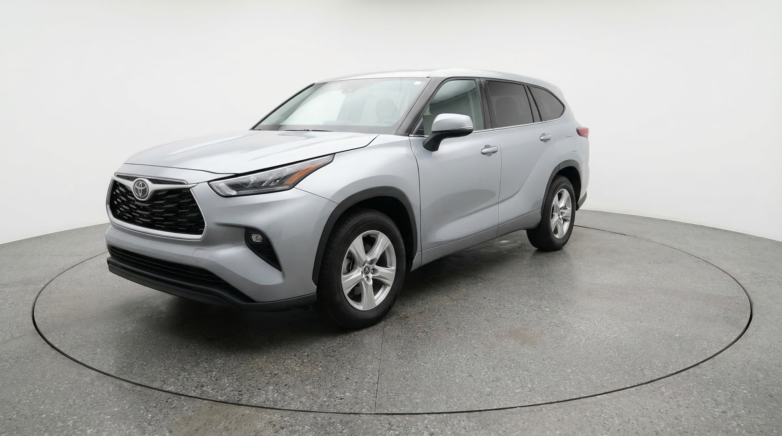 Thumbnail: 2025 Toyota Highlander - 3