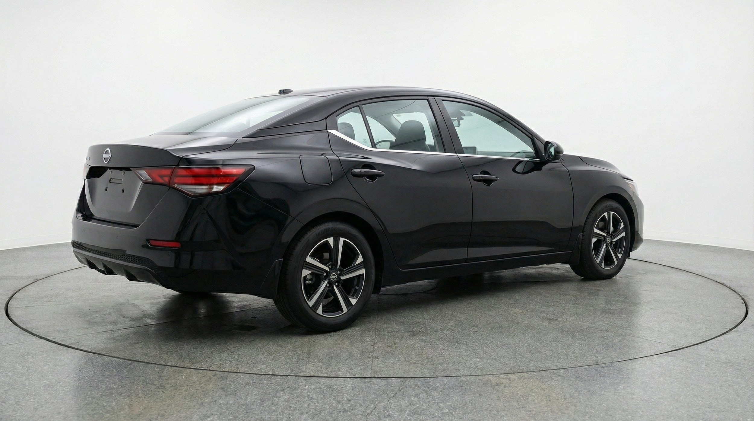 Thumbnail: 2025 Nissan Sentra - 9