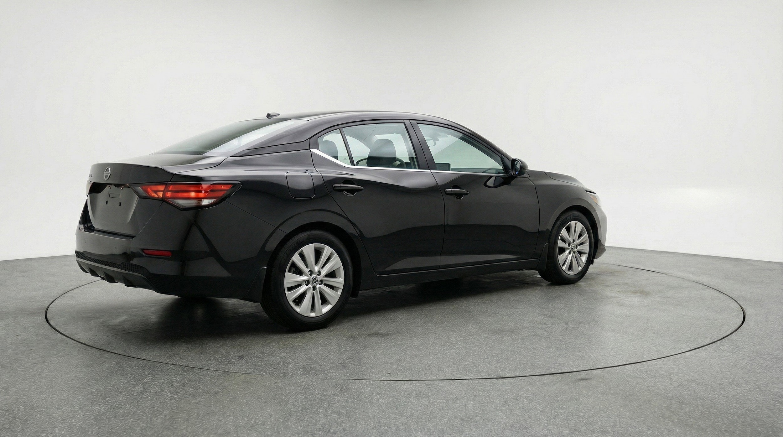 Thumbnail: 2025 Nissan Sentra - 9