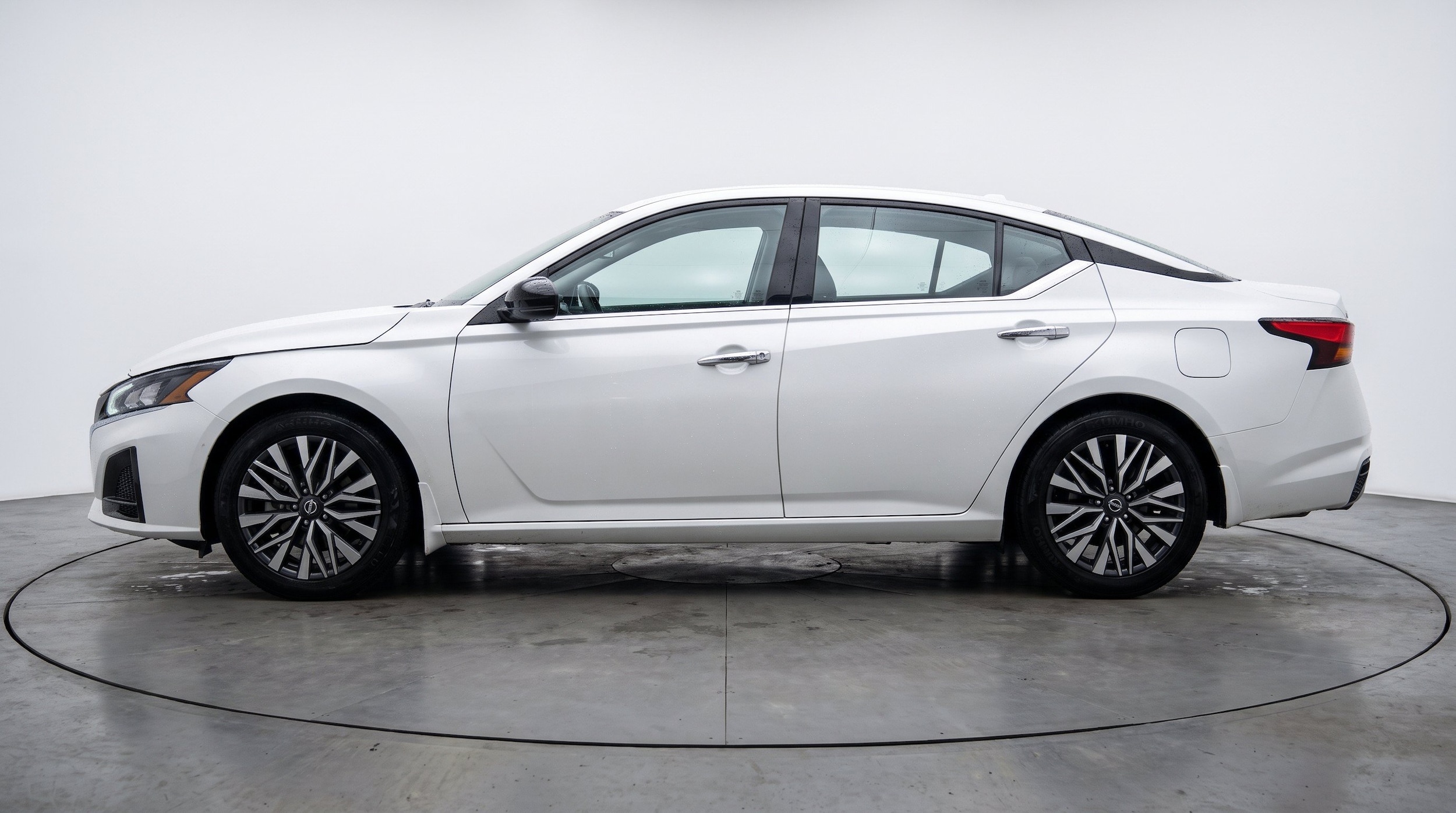 Thumbnail: 2026 Nissan Altima - 5