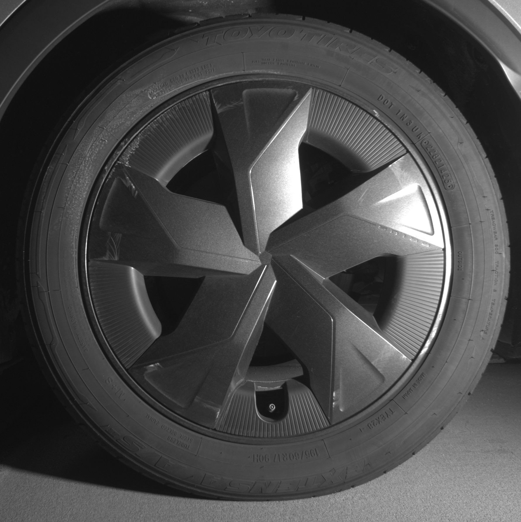 Thumbnail: 2025 Toyota Prius - 14