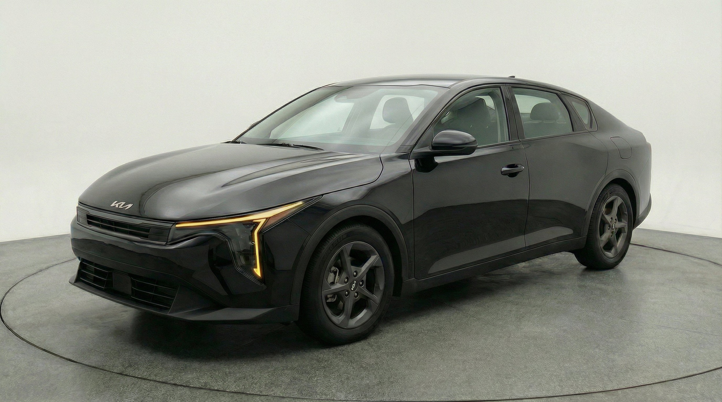 Thumbnail: 2025 Kia K4 - 3