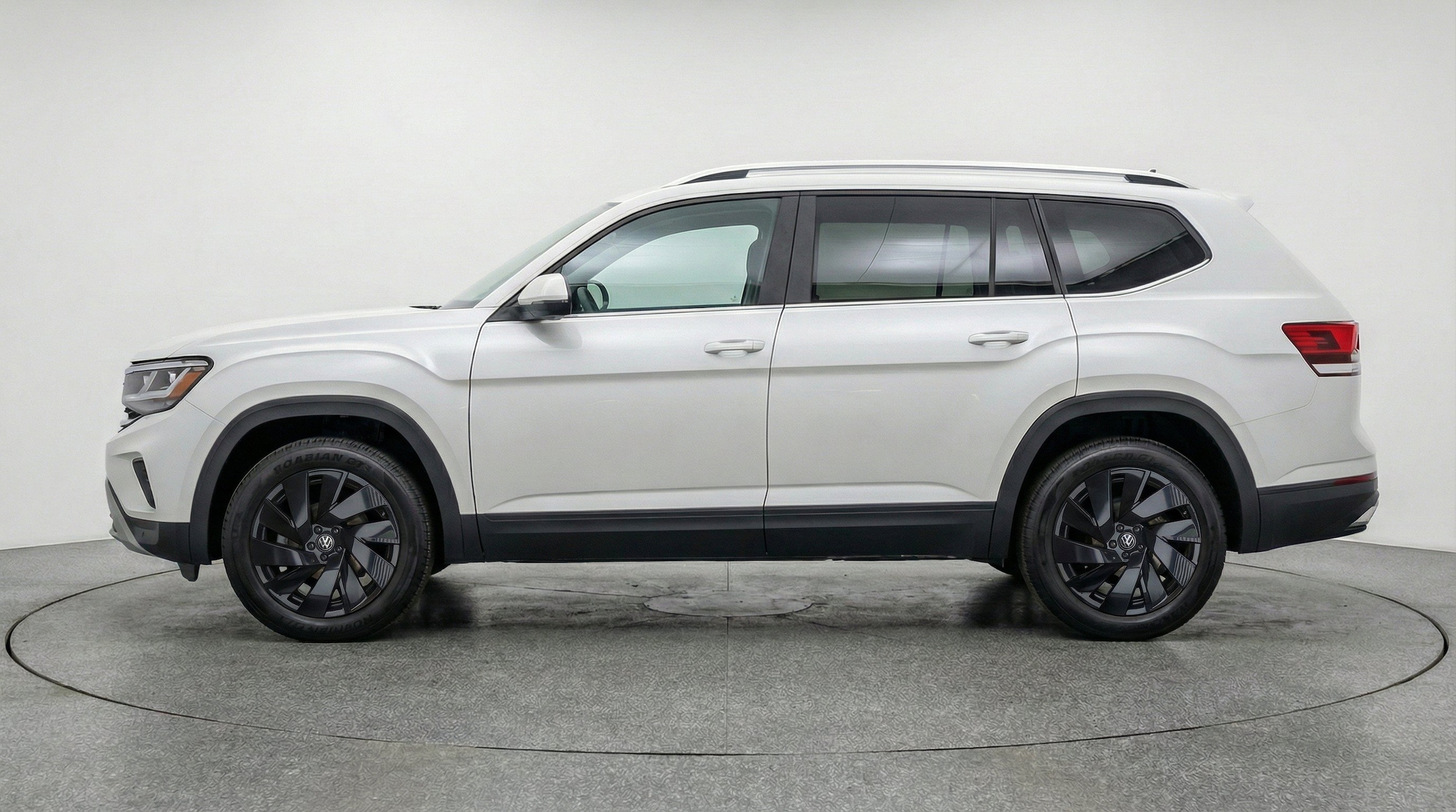 Thumbnail: 2026 Volkswagen Atlas - 5