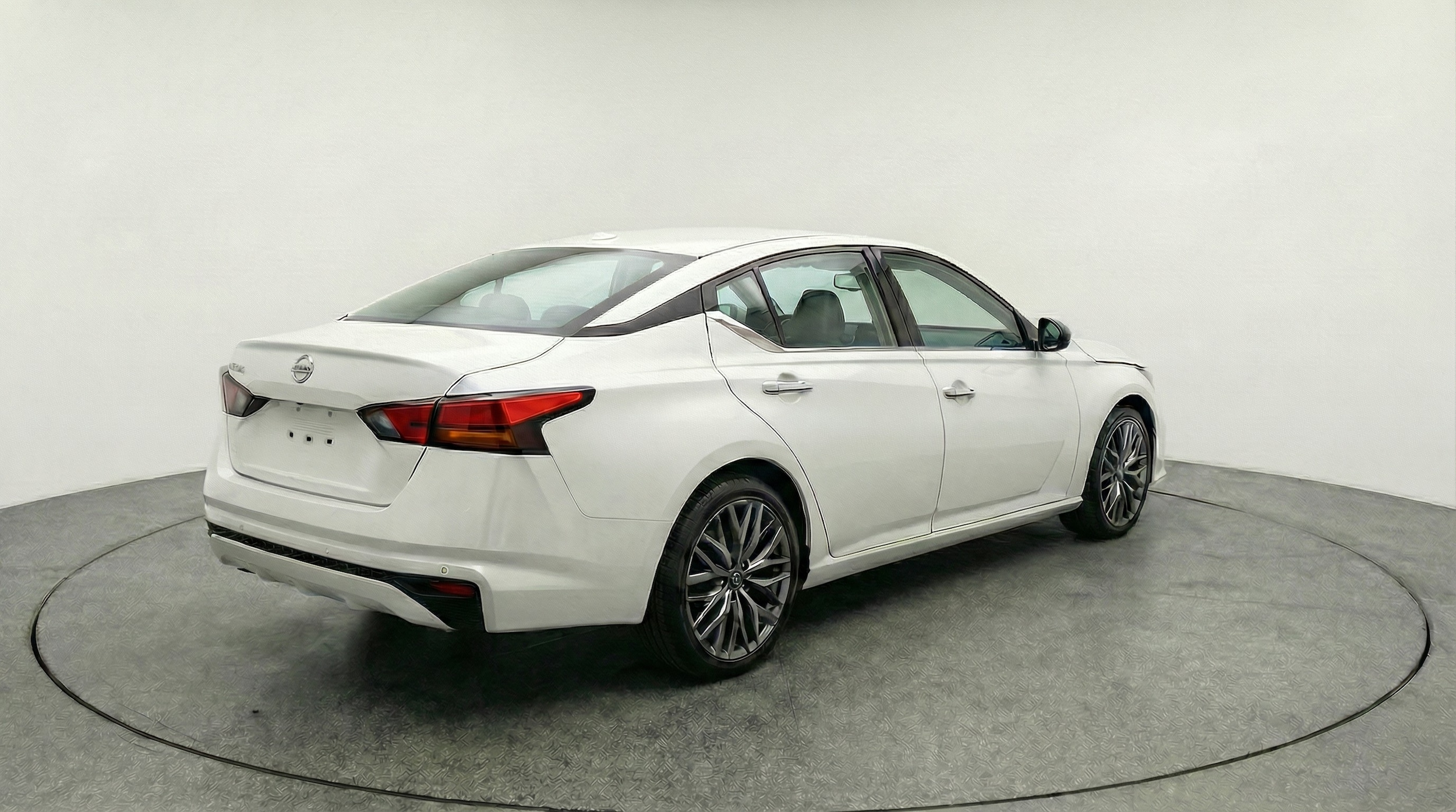 Thumbnail: 2025 Nissan Altima - 7