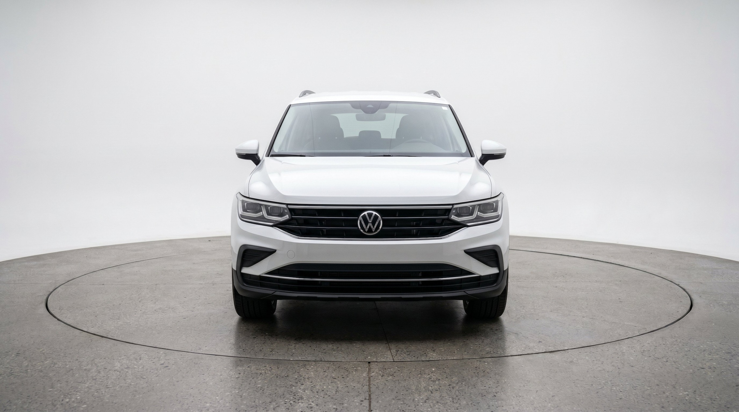 Thumbnail: 2026 Volkswagen Tiguan - 2