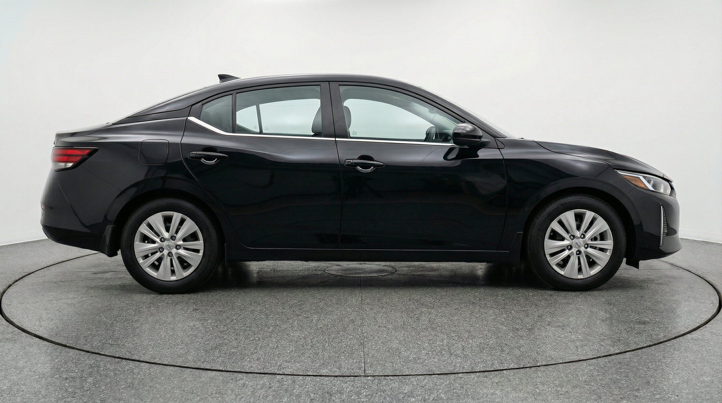 Thumbnail: 2025 Nissan Sentra - 11