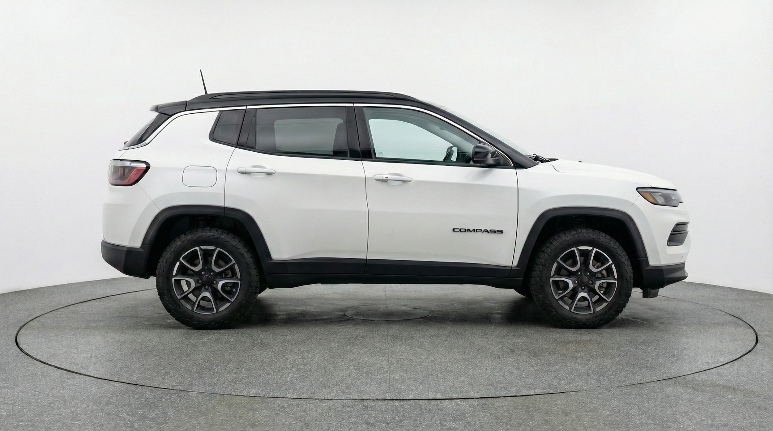 Thumbnail: 2025 Jeep Compass - 8