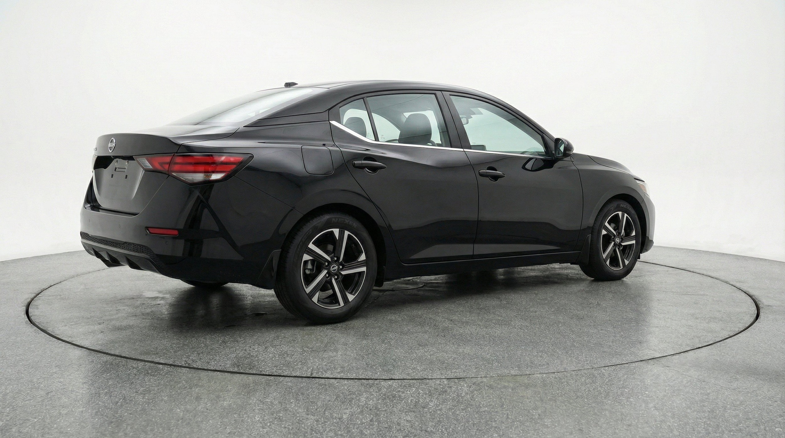 Thumbnail: 2025 Nissan Sentra - 9
