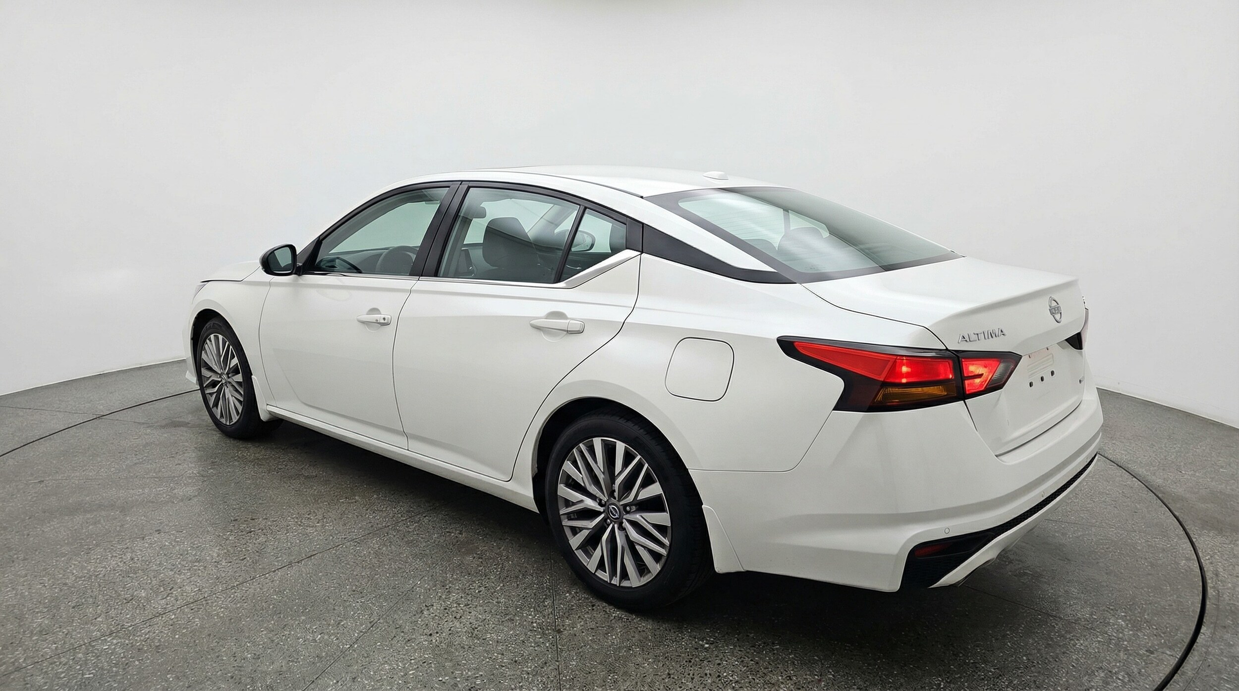 Thumbnail: 2025 Nissan Altima - 5