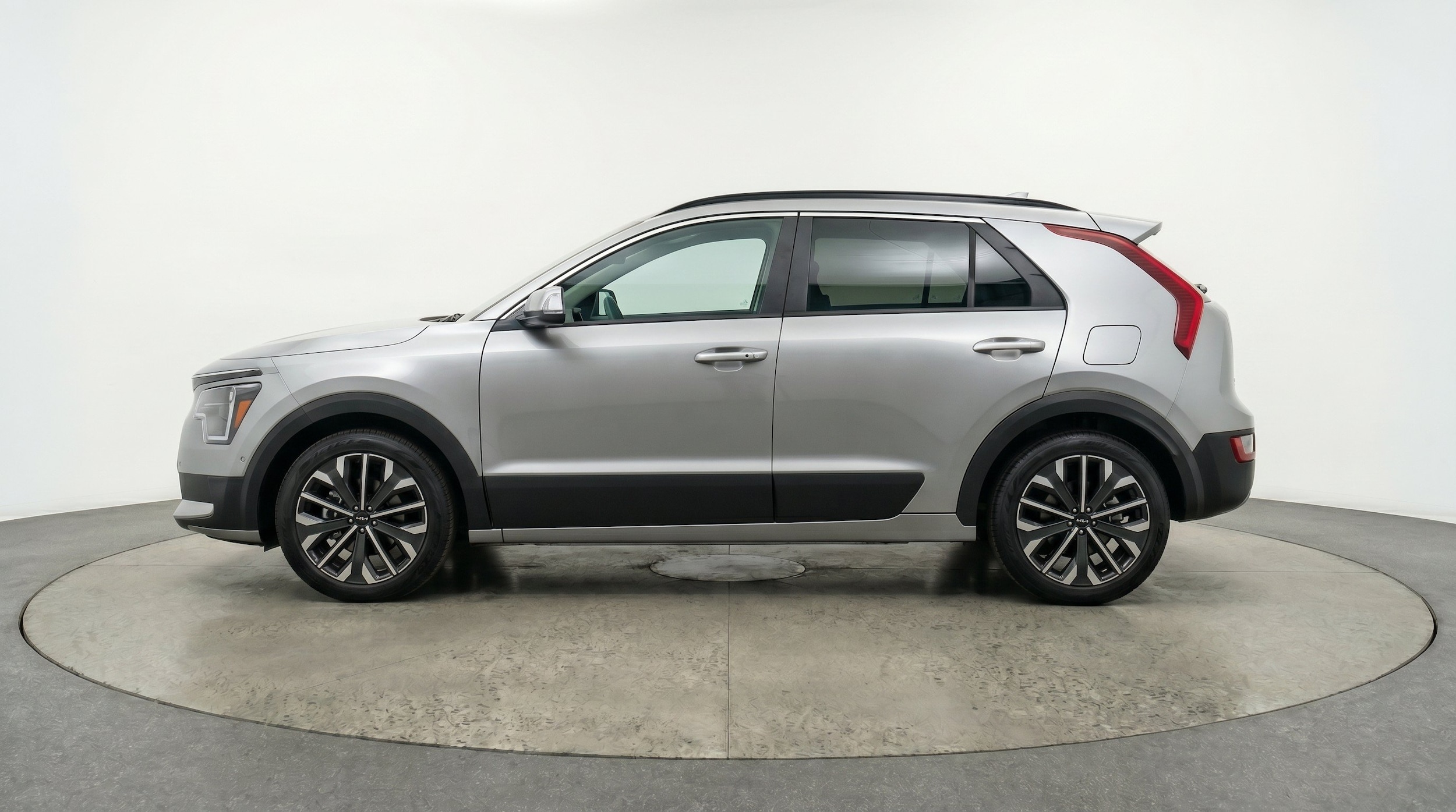 Thumbnail: 2026 Kia Niro - 5