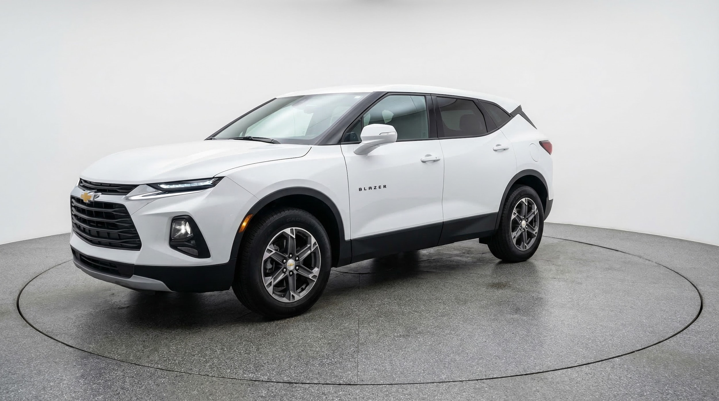 Thumbnail: 2025 Chevrolet Blazer - 3