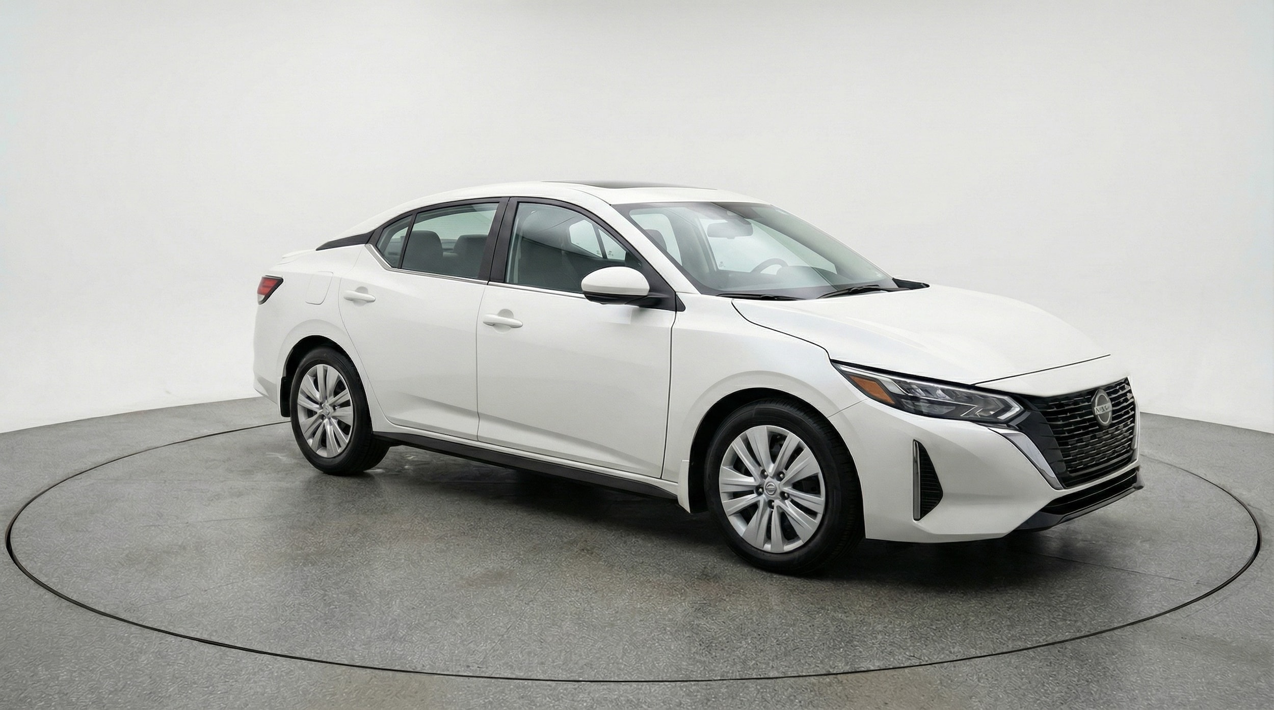 Thumbnail: 2025 Nissan Sentra - 1