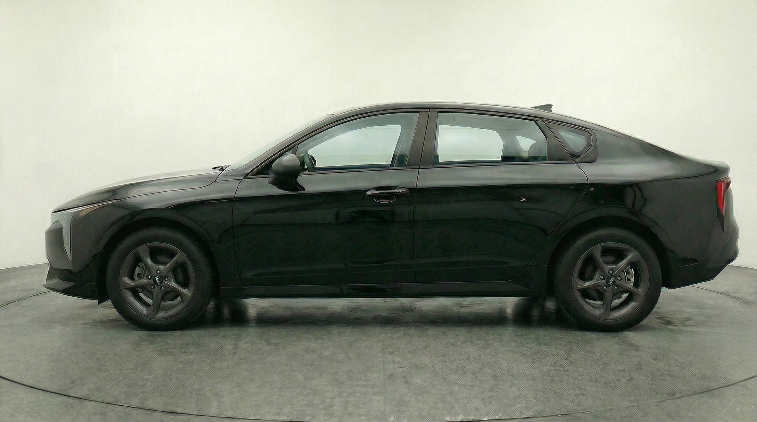 Thumbnail: 2025 Kia K4 - 4