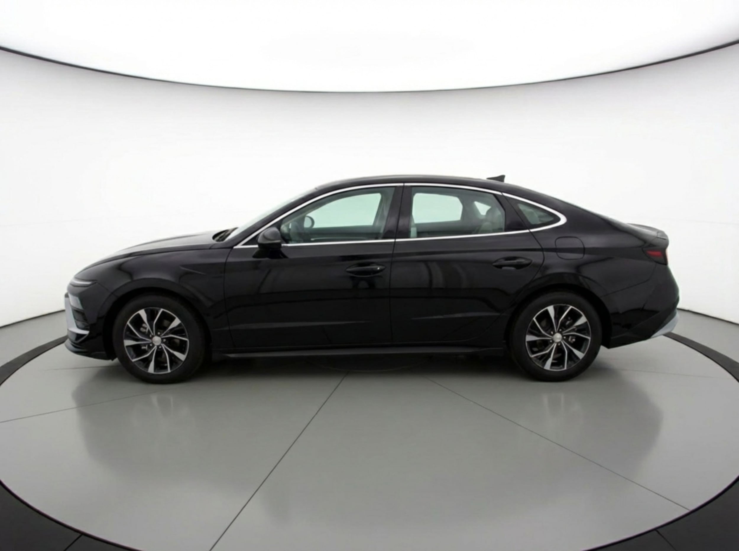 Thumbnail: 2025 Hyundai Sonata - 4