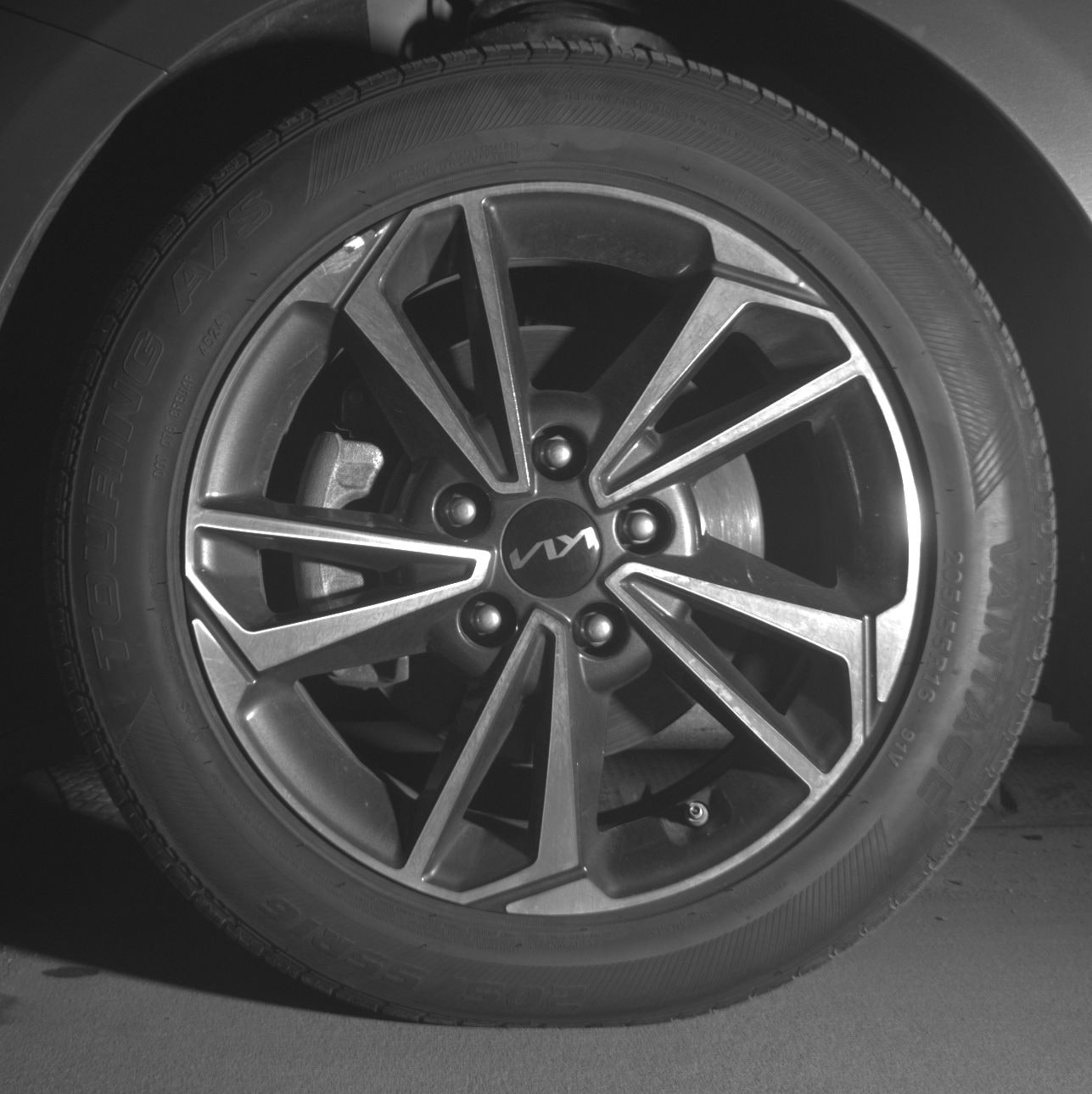 Thumbnail: 2024 Kia Forte - 9