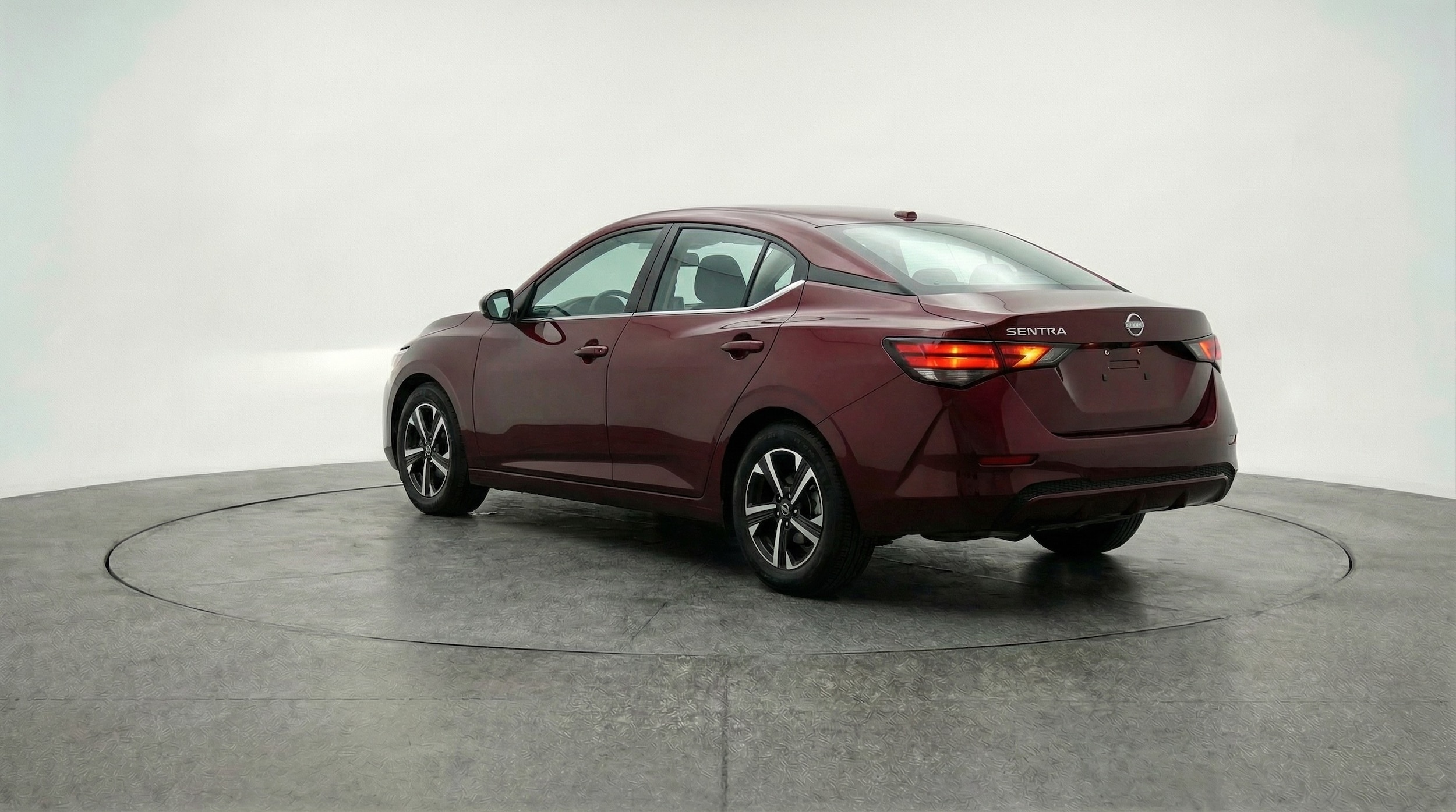 Thumbnail: 2025 Nissan Sentra - 5