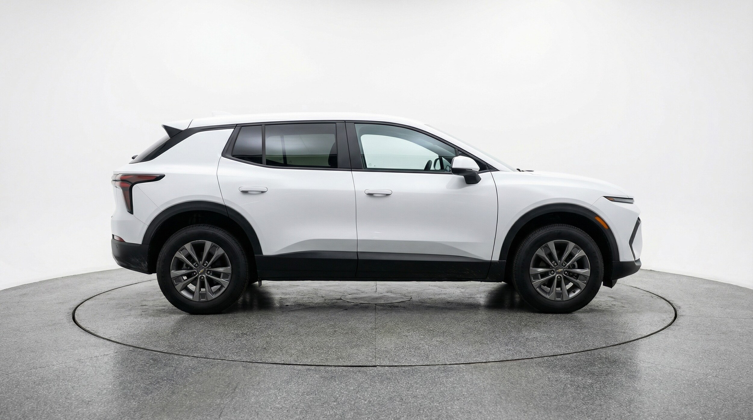 Thumbnail: 2025 Chevrolet Equinox - 8