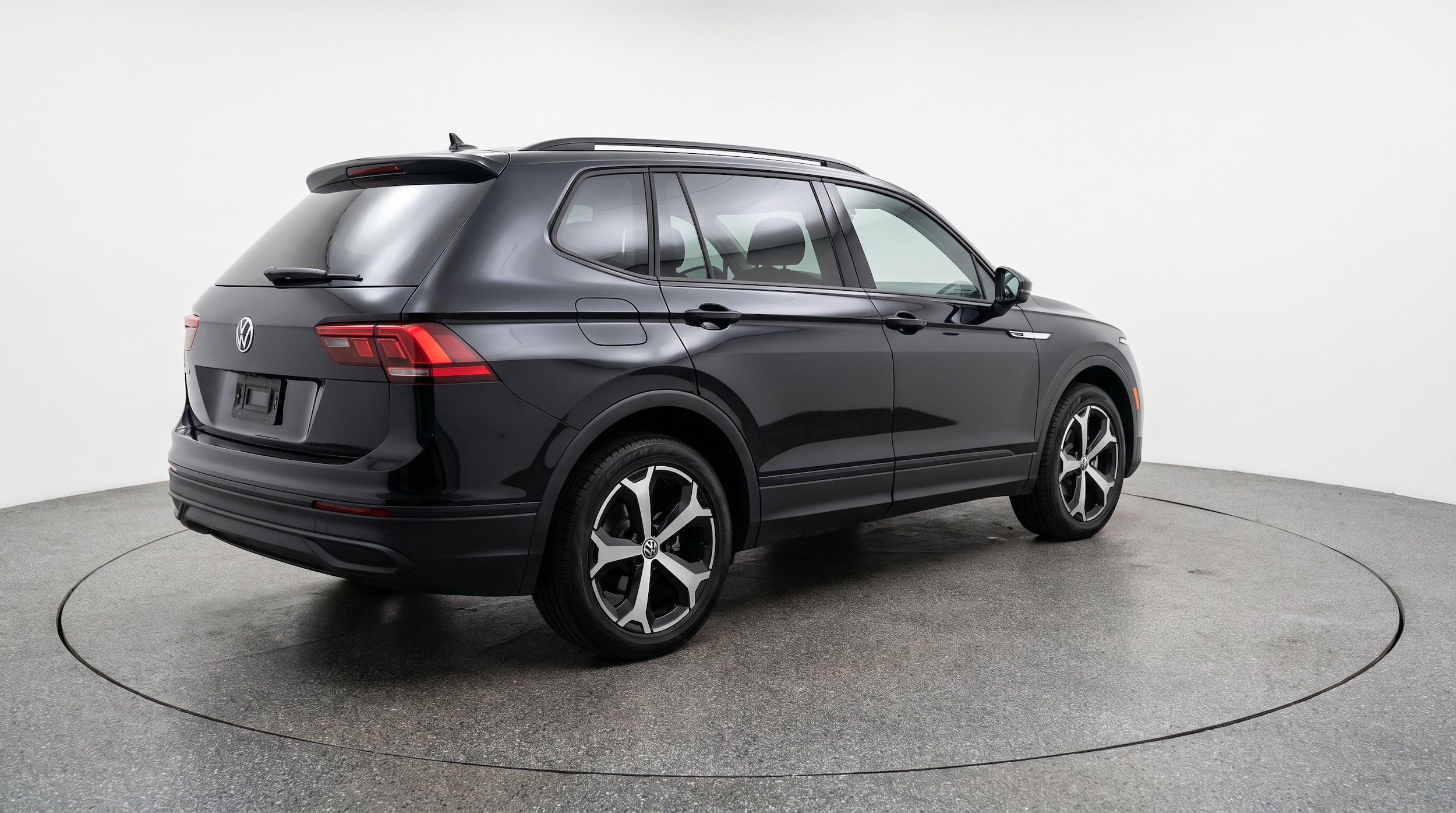 Thumbnail: 2026 Volkswagen Tiguan - 9
