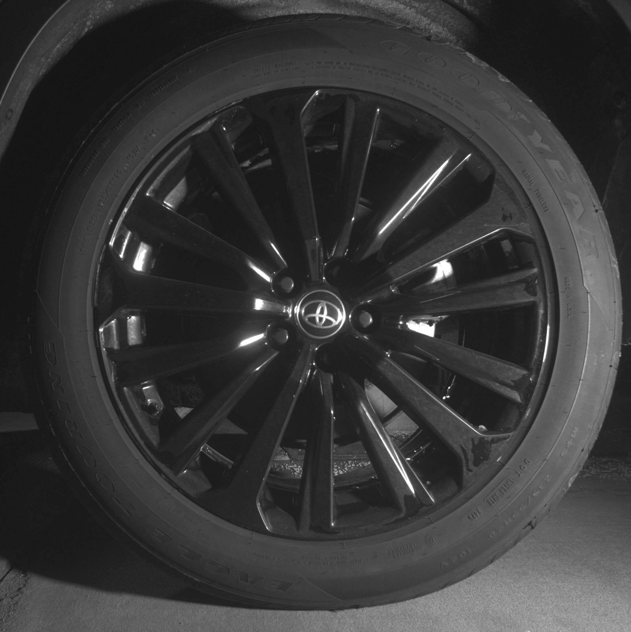 Thumbnail: 2025 Toyota Highlander - 11