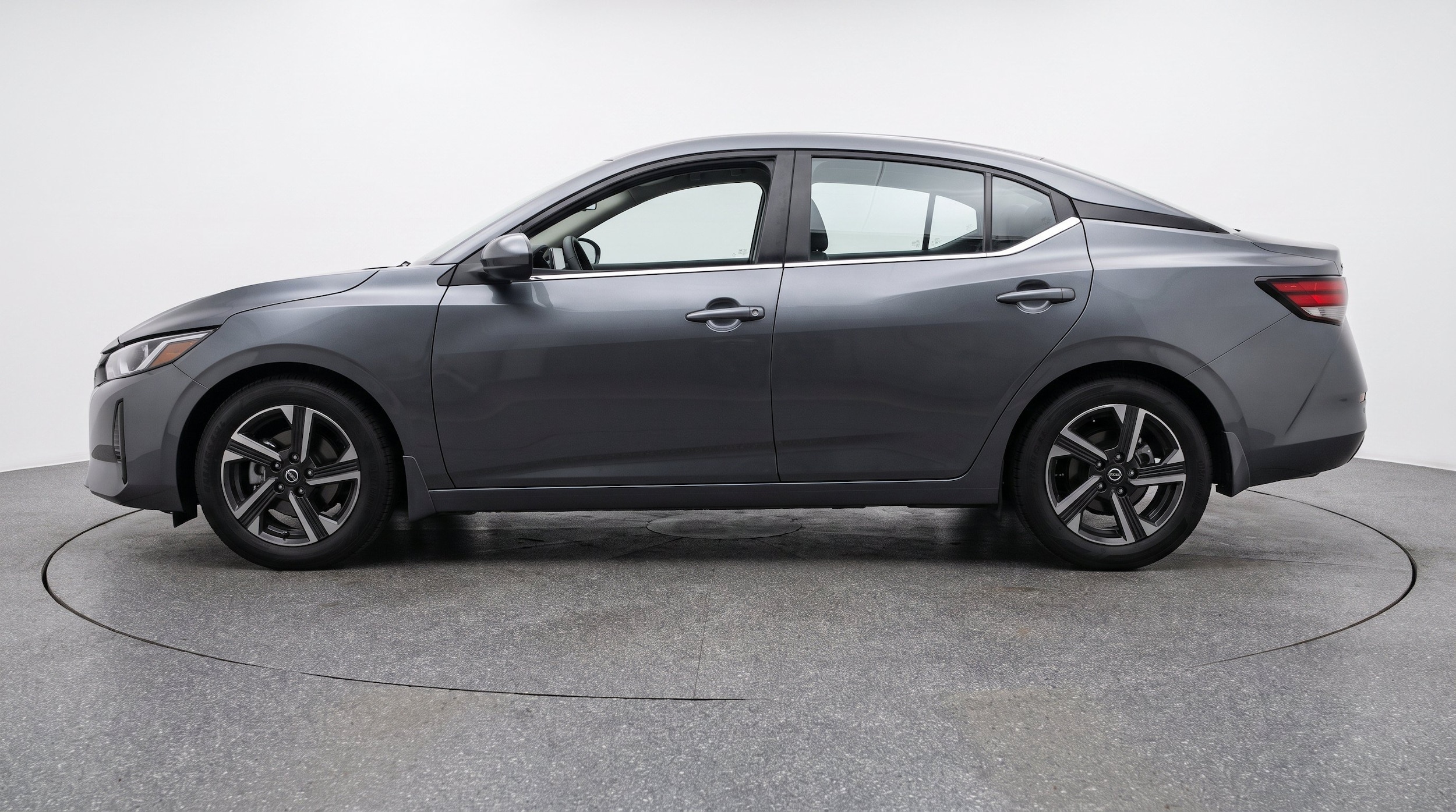Thumbnail: 2025 Nissan Sentra - 5