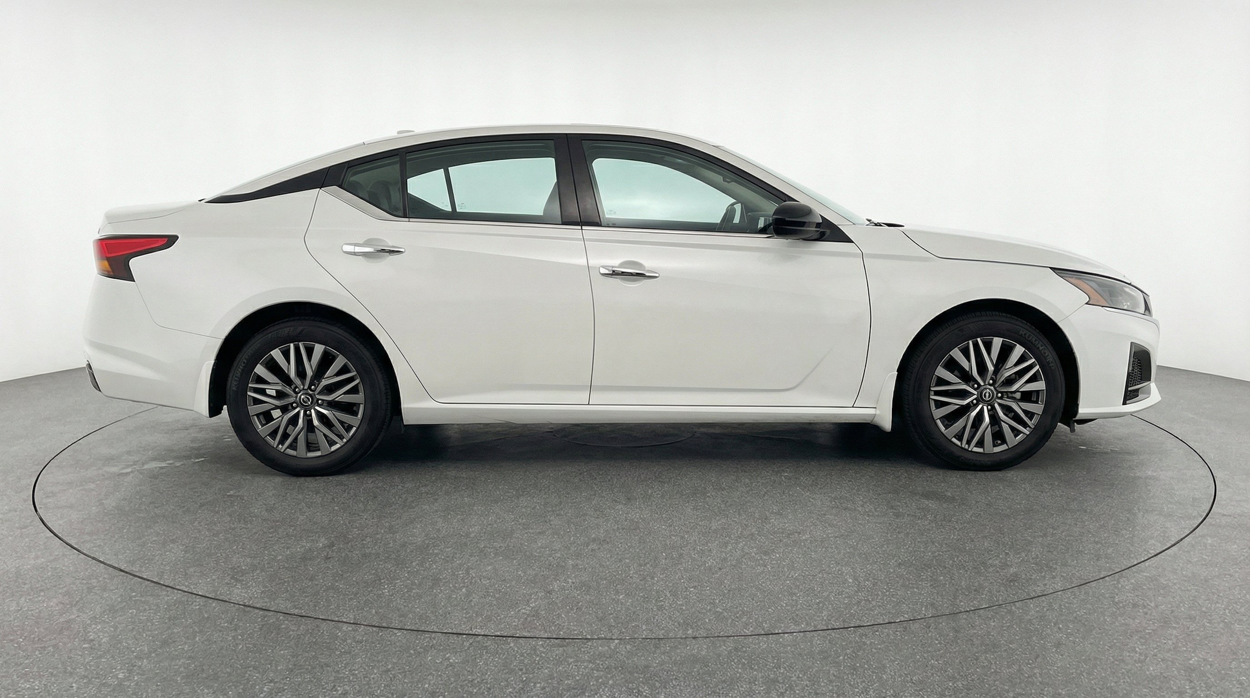 Thumbnail: 2025 Nissan Altima - 11