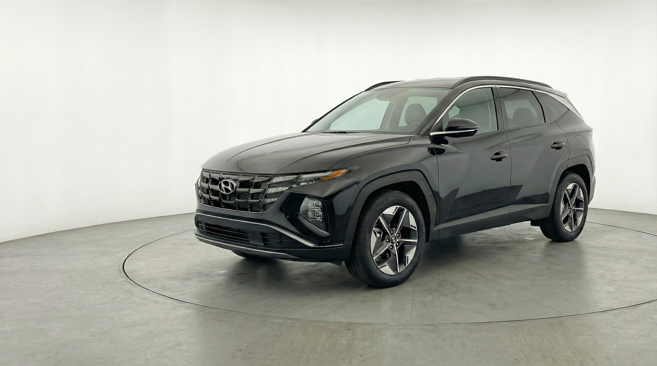 Thumbnail: 2025 Hyundai Tucson - 3