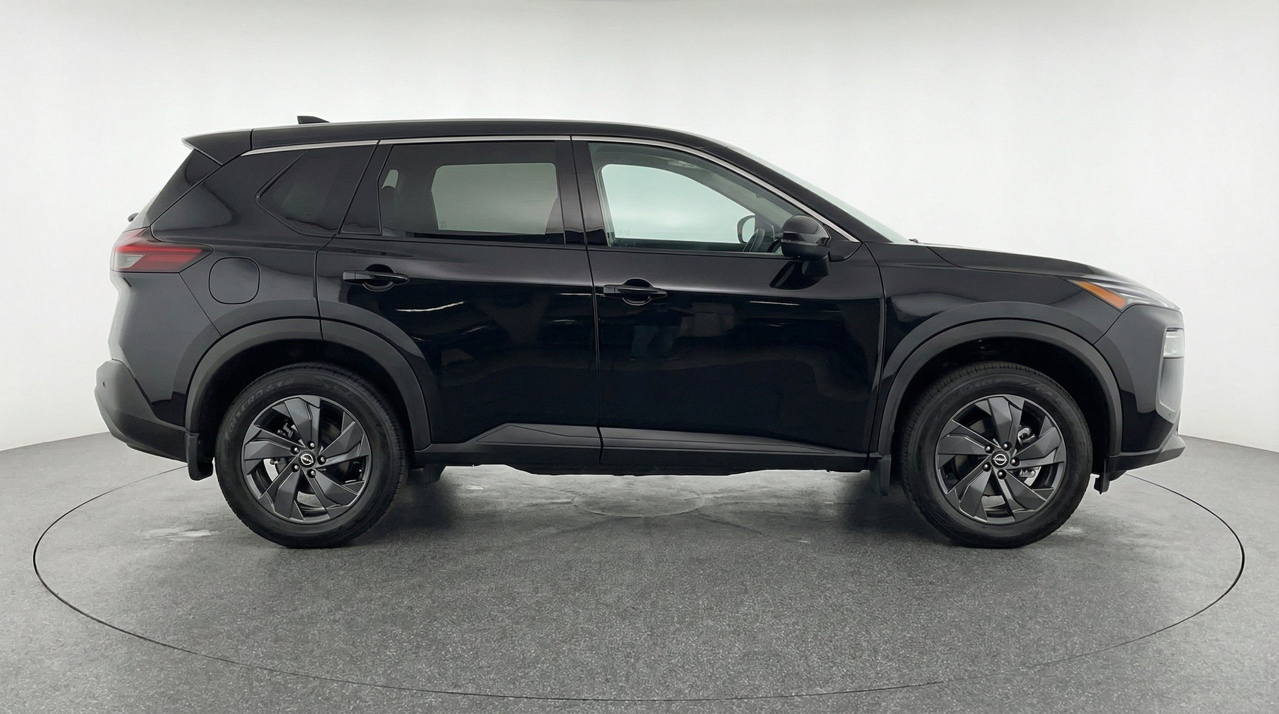 Thumbnail: 2025 Nissan Rogue - 11