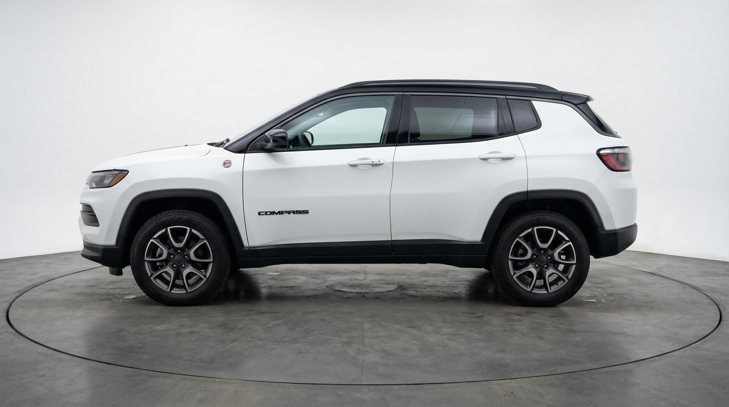Thumbnail: 2025 Jeep Compass - 4