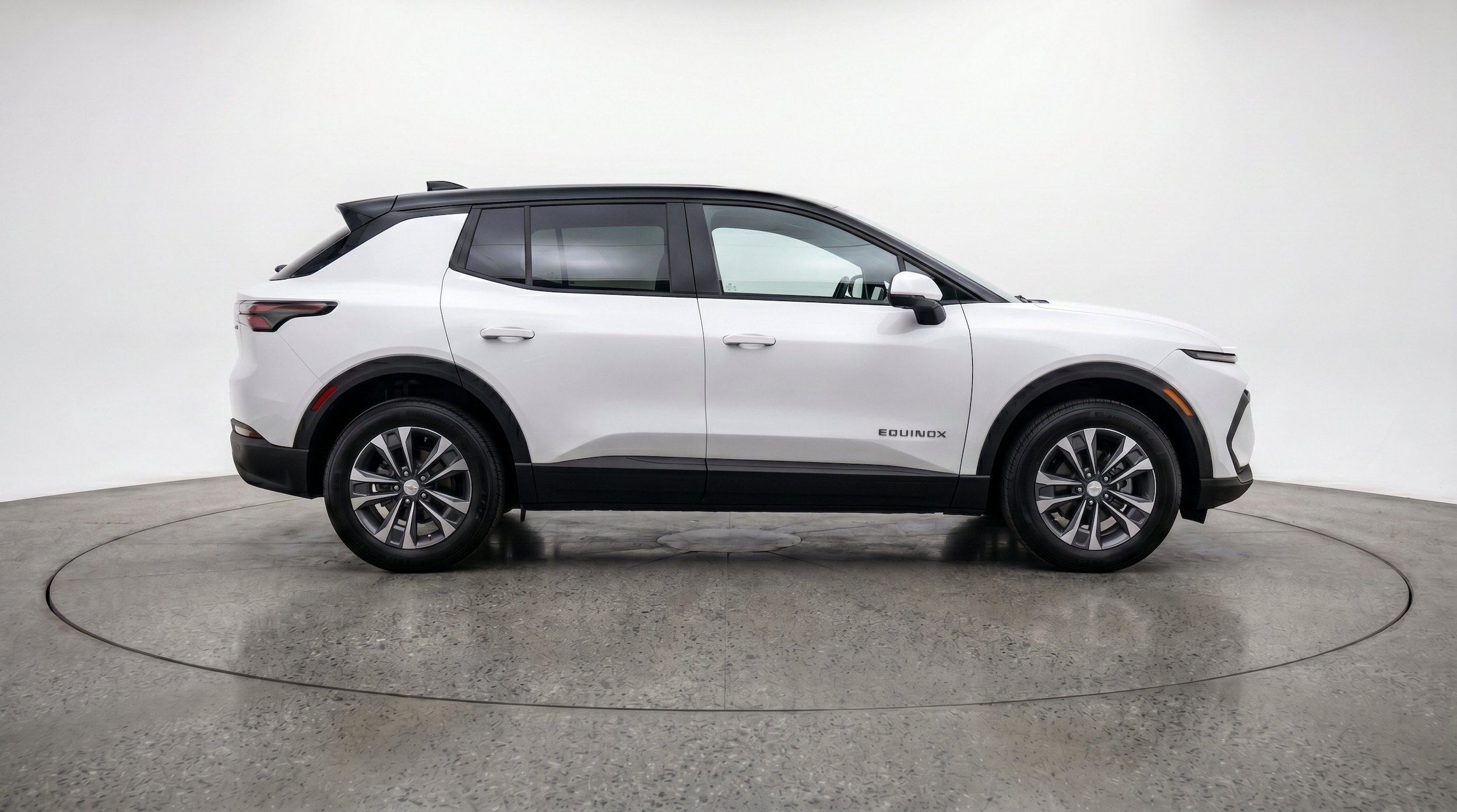 Thumbnail: 2025 Chevrolet Equinox - 10
