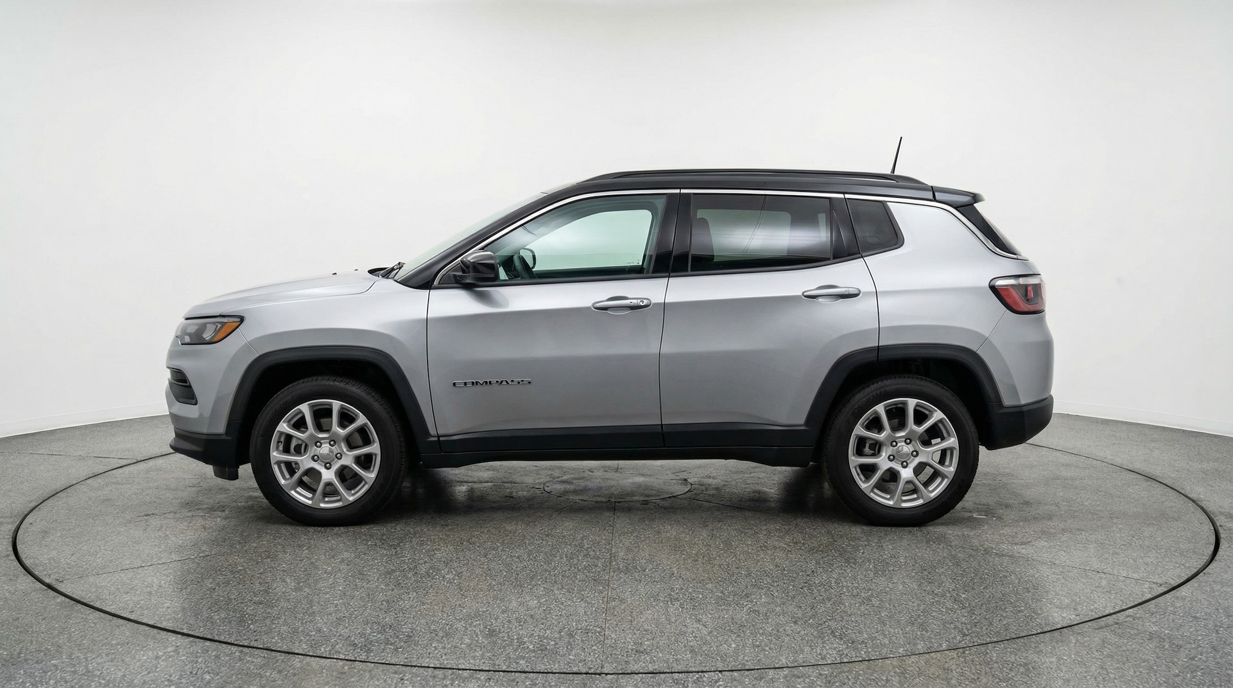 Thumbnail: 2025 Jeep Compass - 4