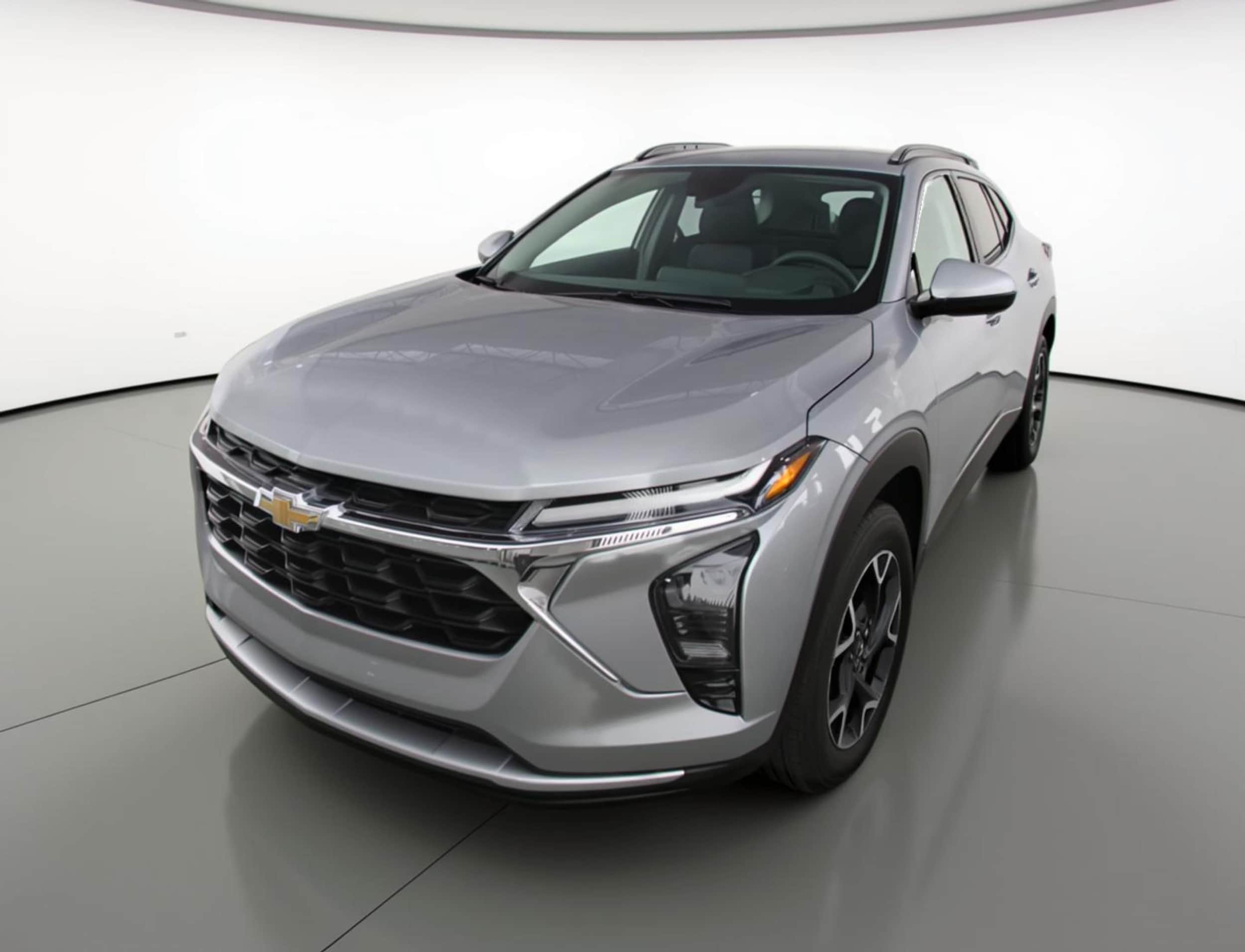 Thumbnail: 2025 Chevrolet Trax - 3