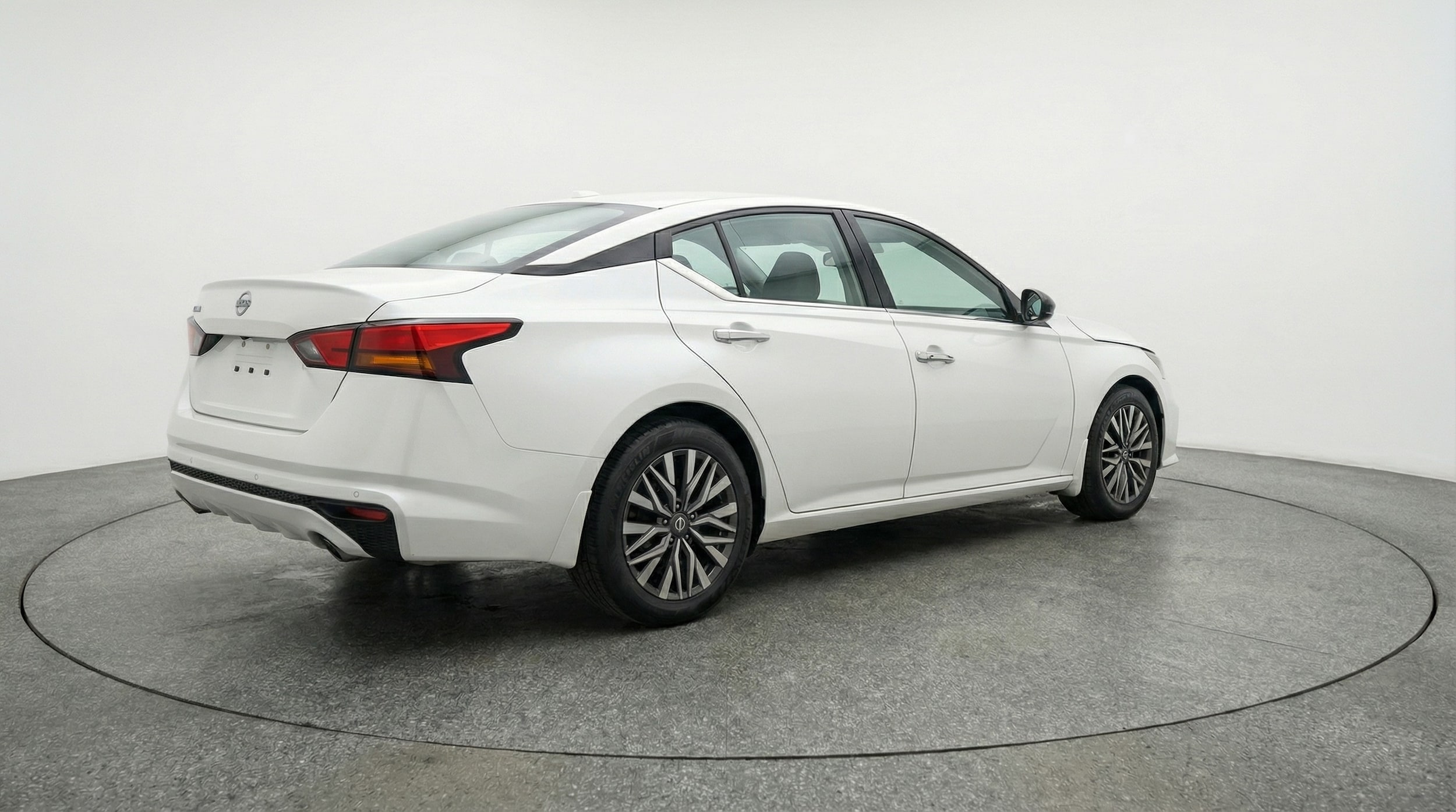 Thumbnail: 2025 Nissan Altima - 7