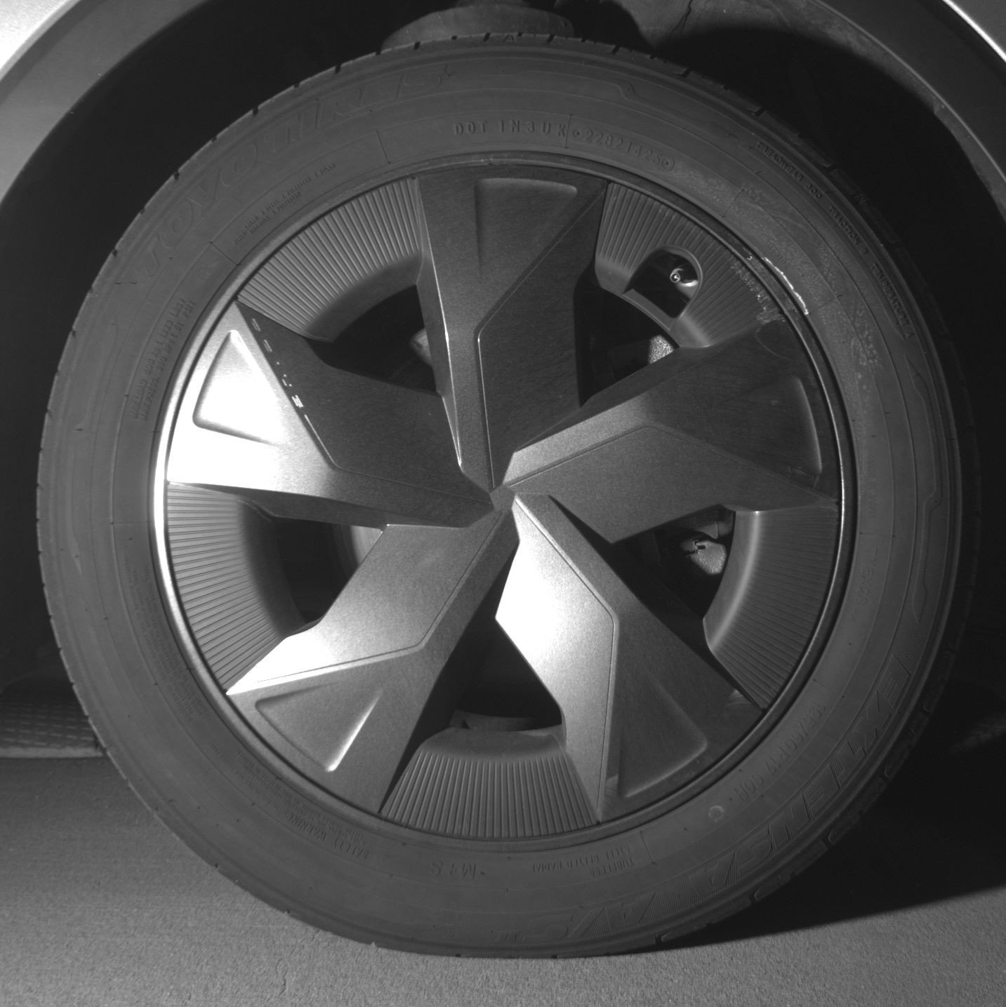 Thumbnail: 2025 Toyota Prius - 13