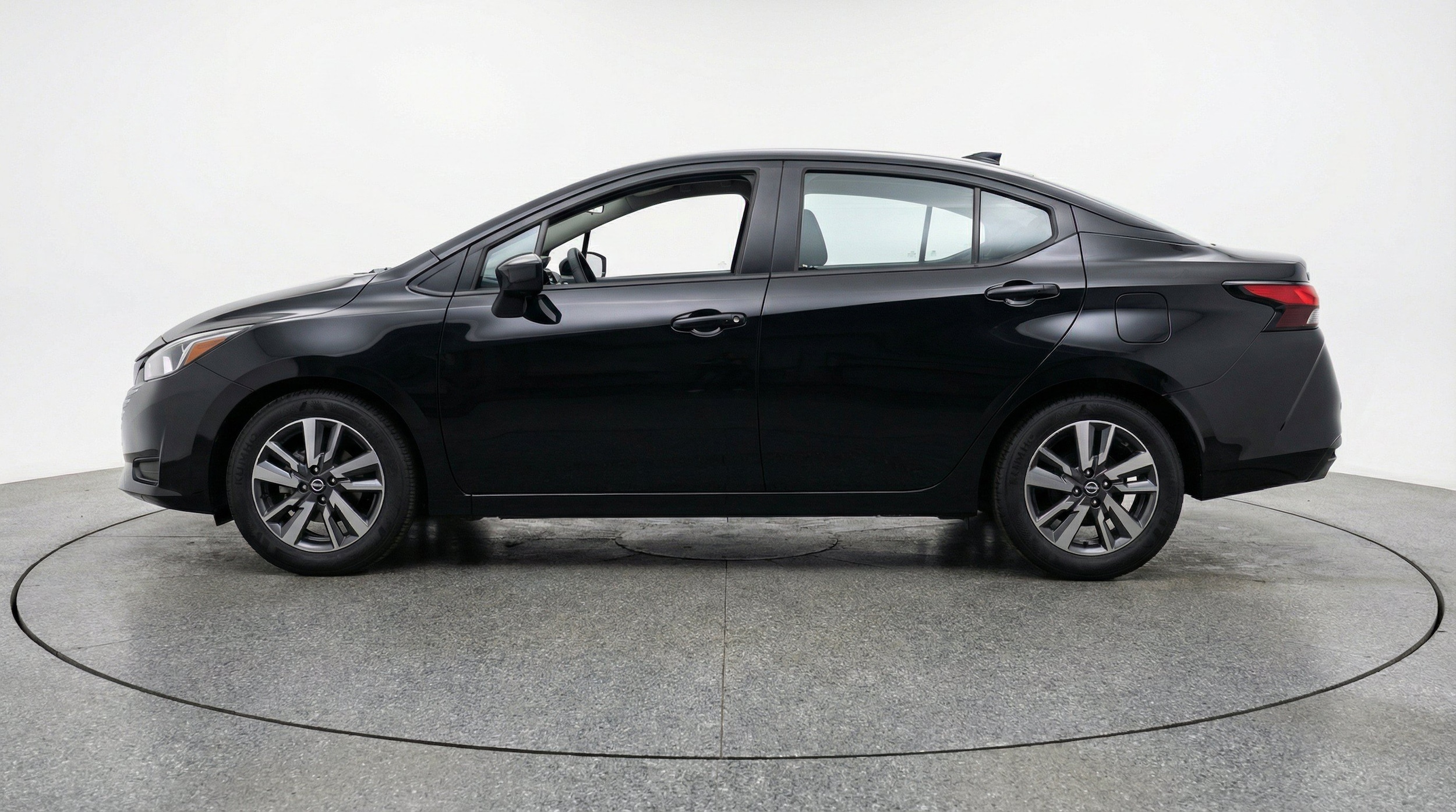 Thumbnail: 2025 Nissan Versa - 5