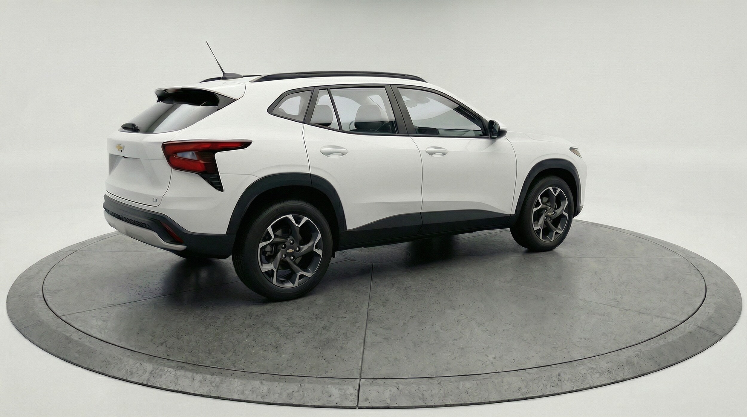 Thumbnail: 2025 Chevrolet Trax - 7