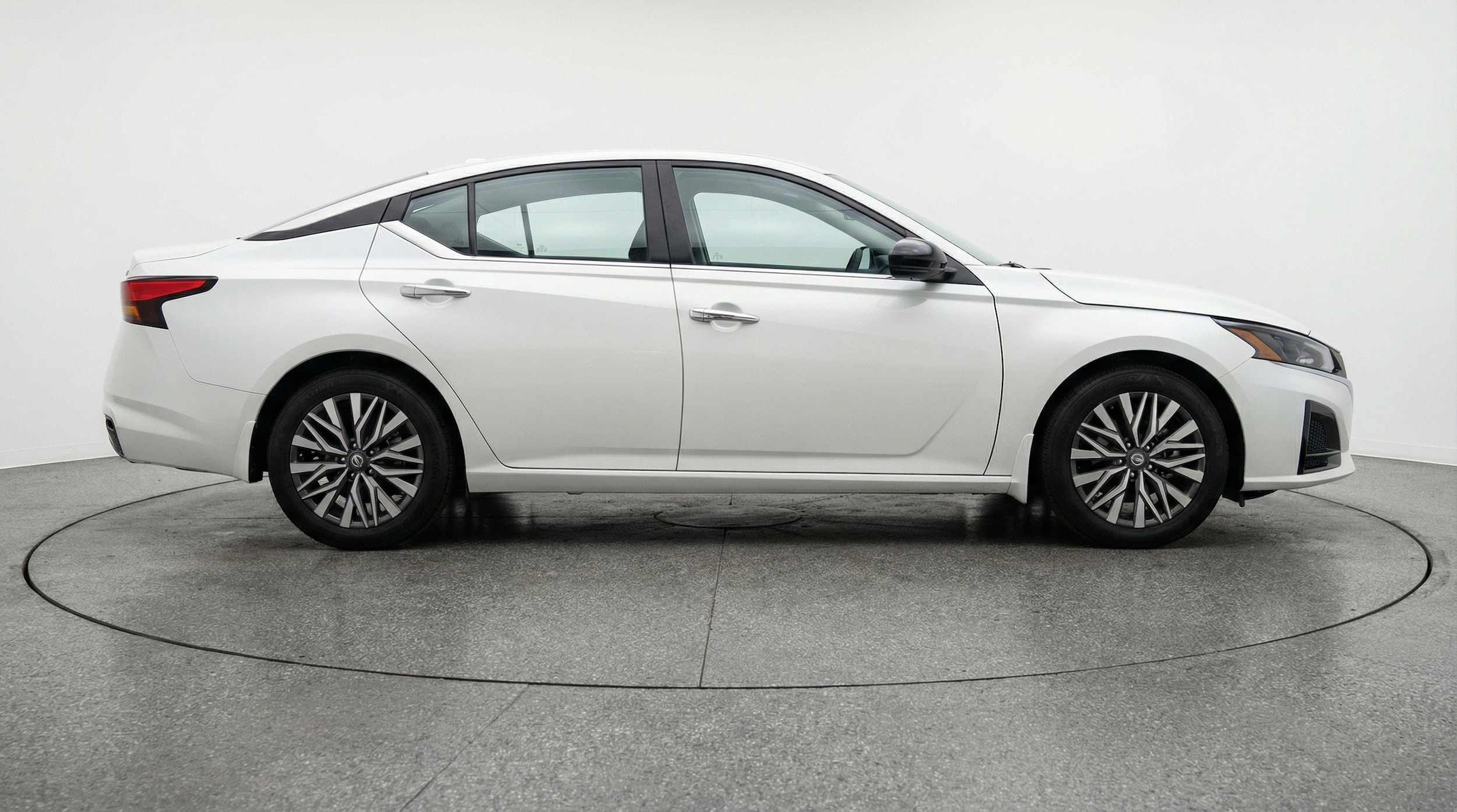 Thumbnail: 2025 Nissan Altima - 11
