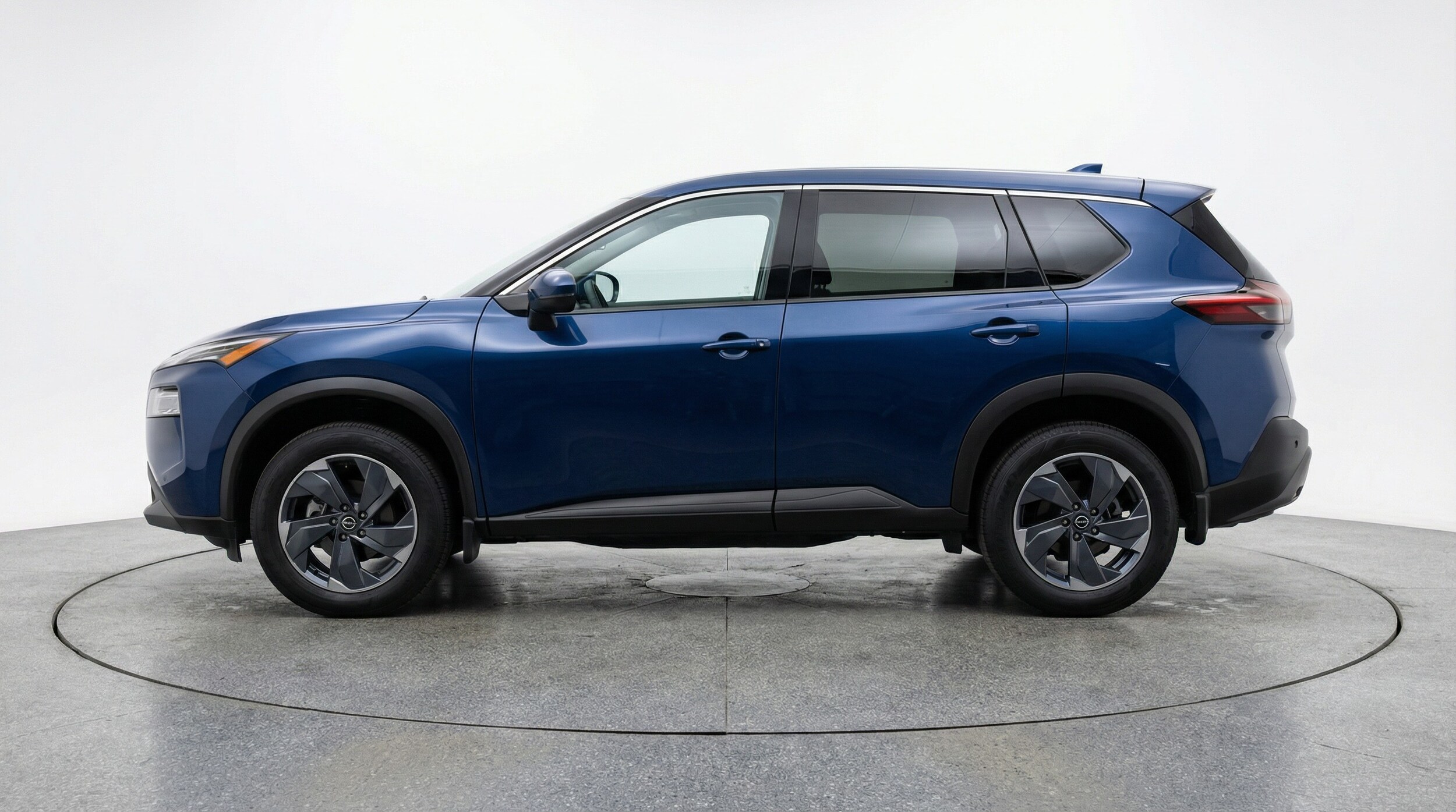 Thumbnail: 2025 Nissan Rogue - 4