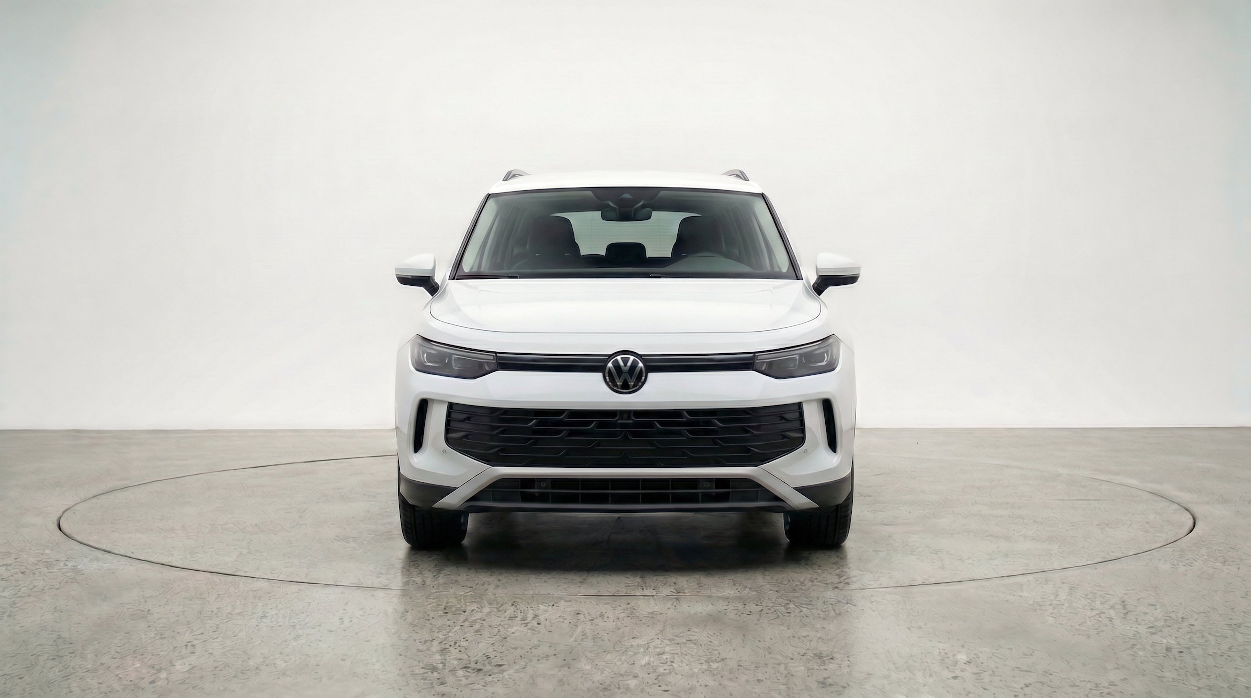 Thumbnail: 2026 Volkswagen Tiguan - 2
