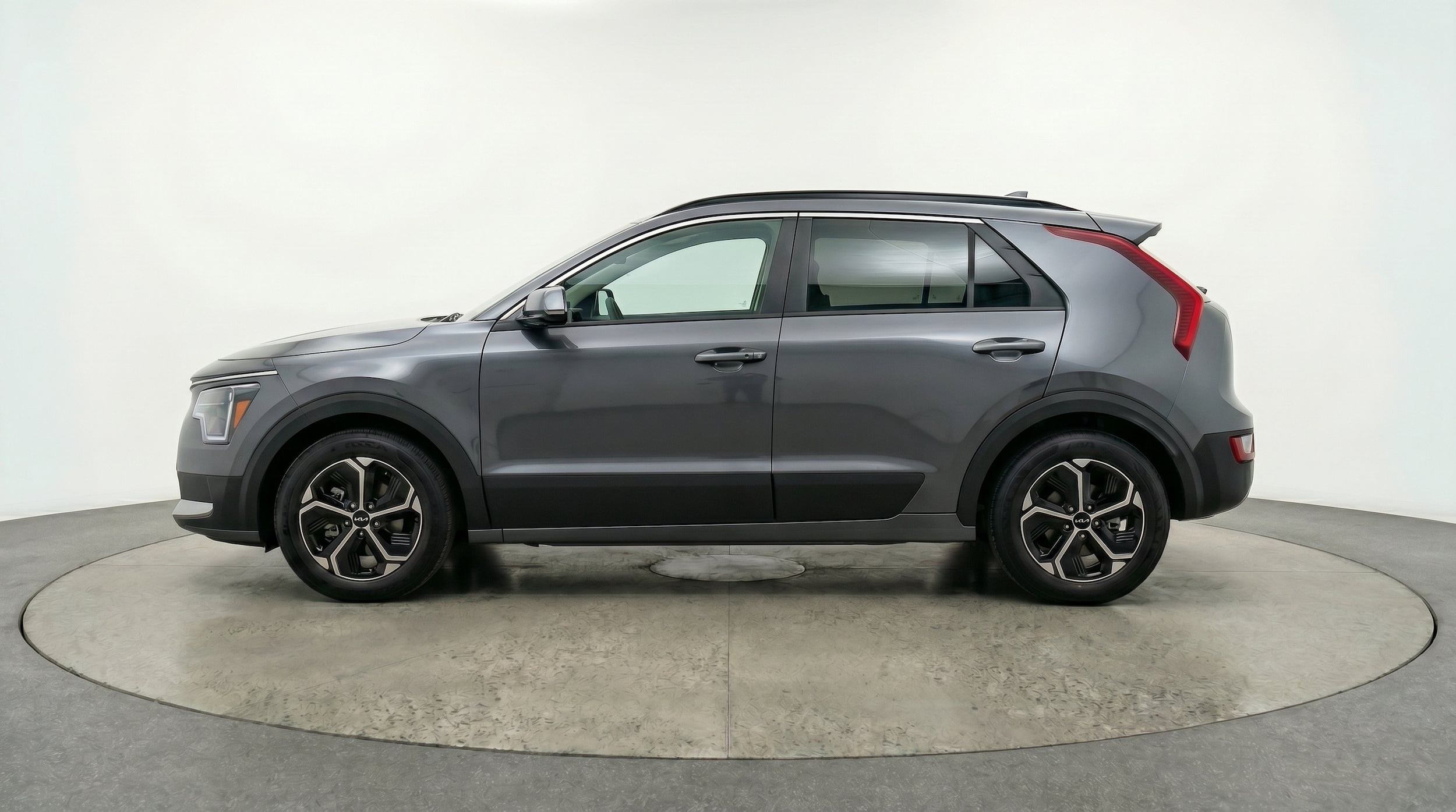 Thumbnail: 2026 Kia Niro - 5