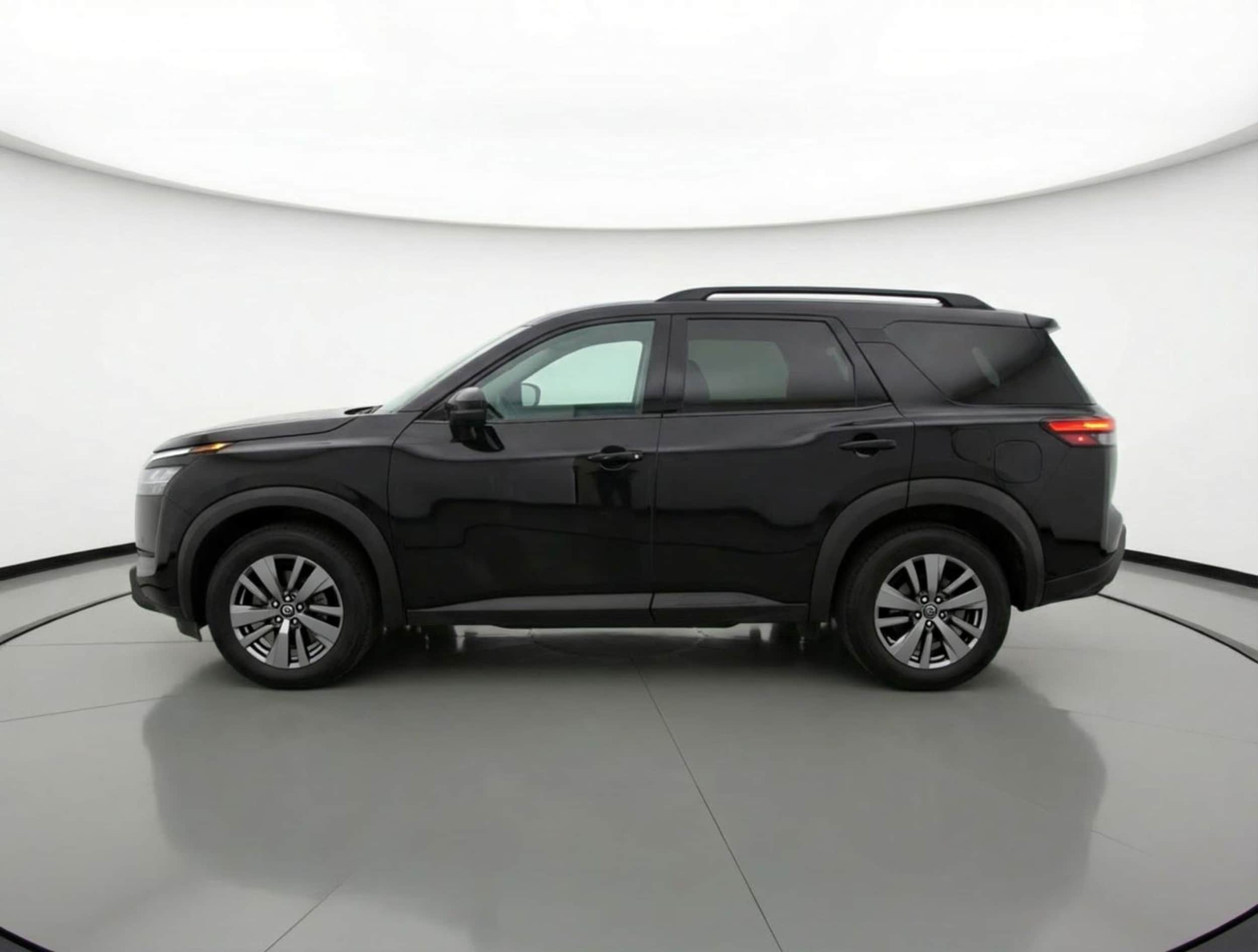 Thumbnail: 2025 Nissan Pathfinder - 4
