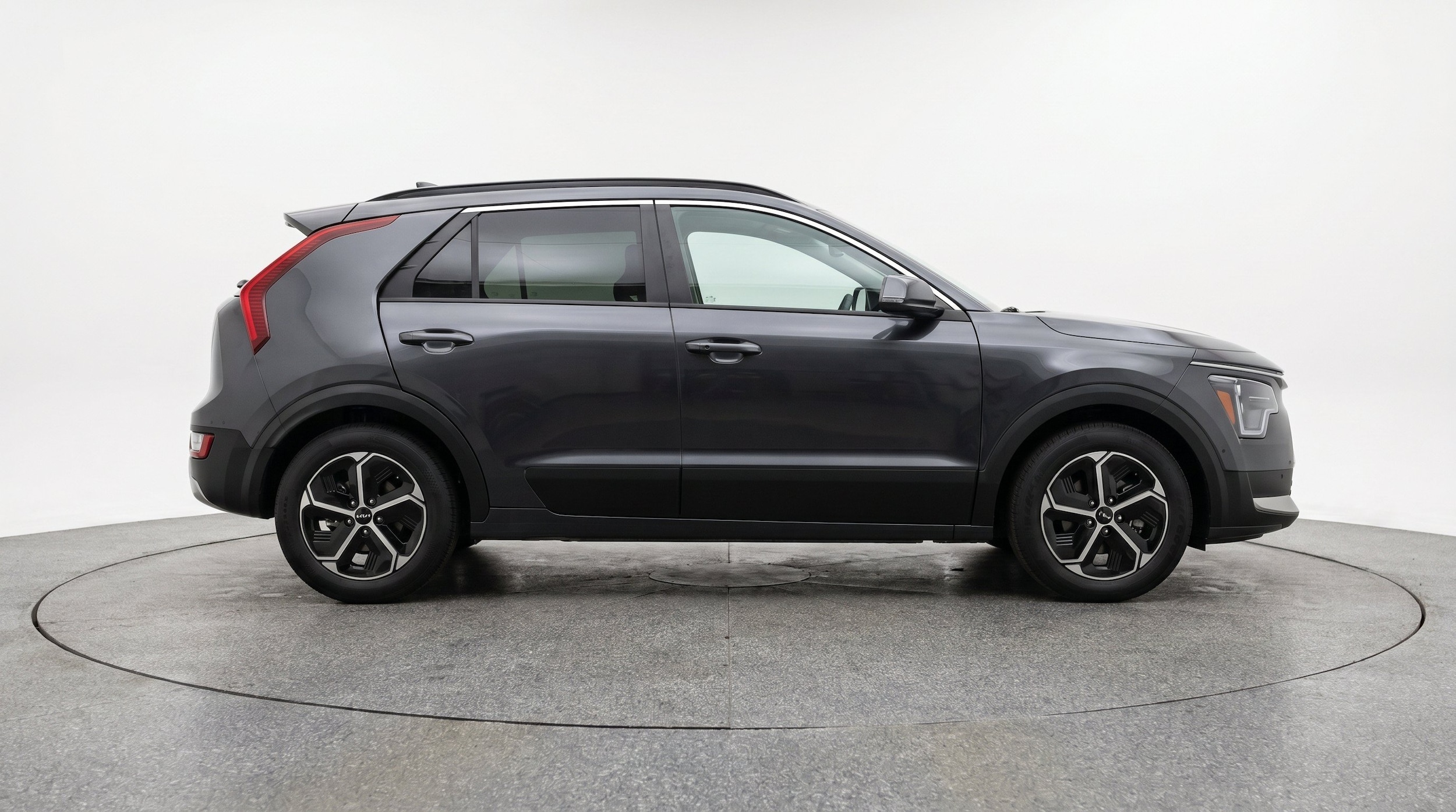 Thumbnail: 2026 Kia Niro - 11