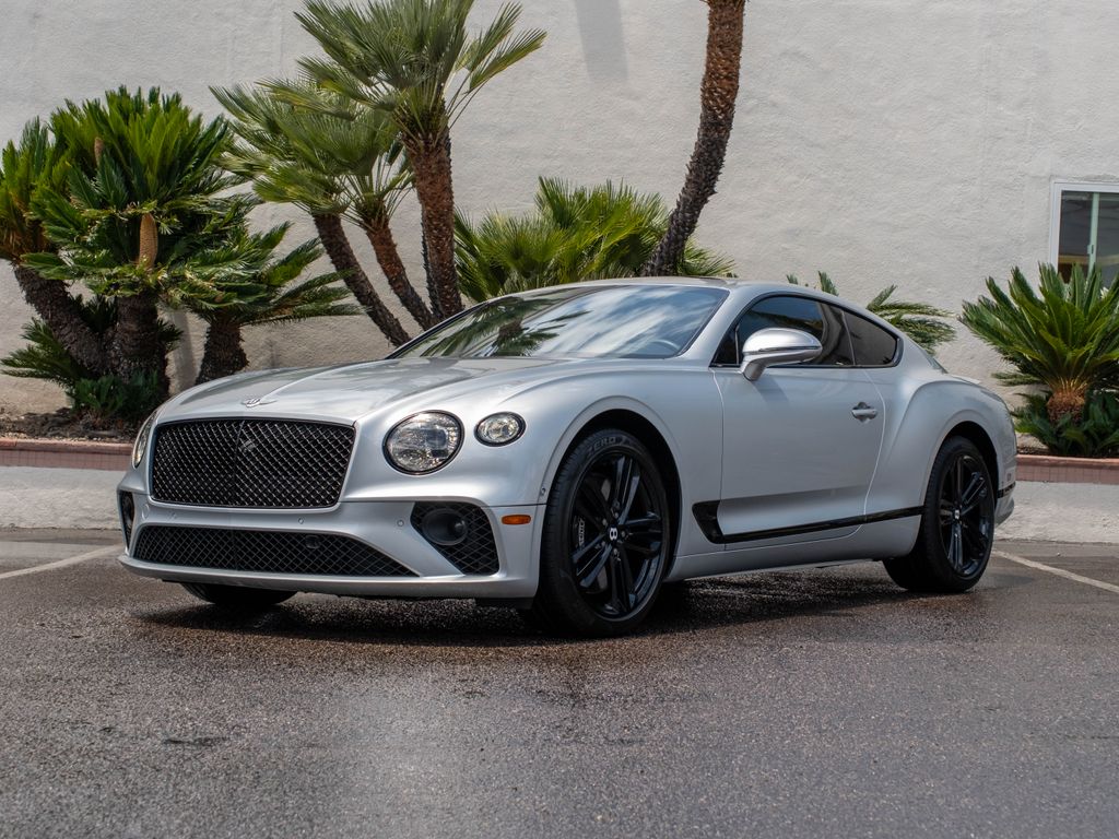 2023 Bentley Continental GT V8 Mulliner's photo