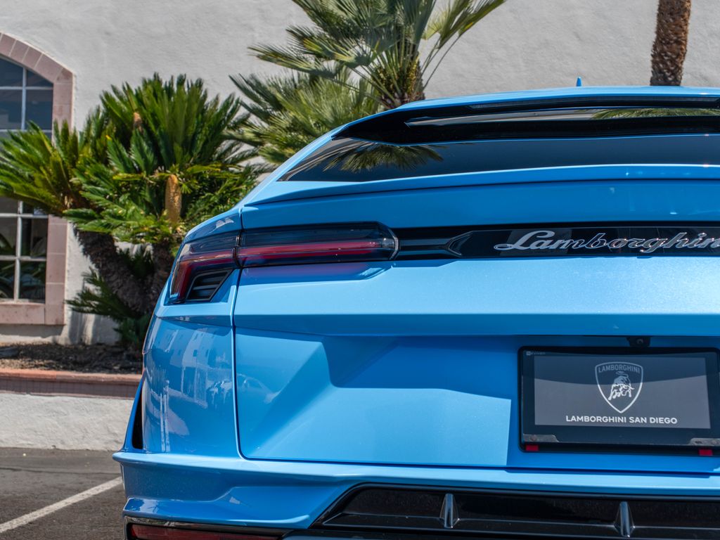 2024 Lamborghini Urus S - Photo 39