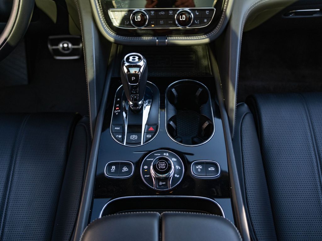 2021 Bentley Bentayga Speed - Photo 26